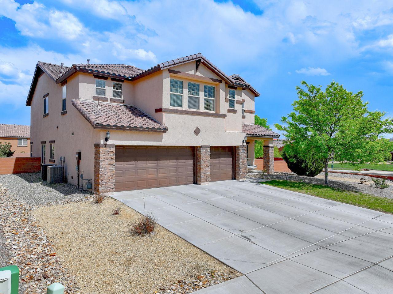 Rio Rancho, New Mexico, 87124, United States, 5 Bedrooms Bedrooms, ,4 BathroomsBathrooms,Residential,For Sale,1805604