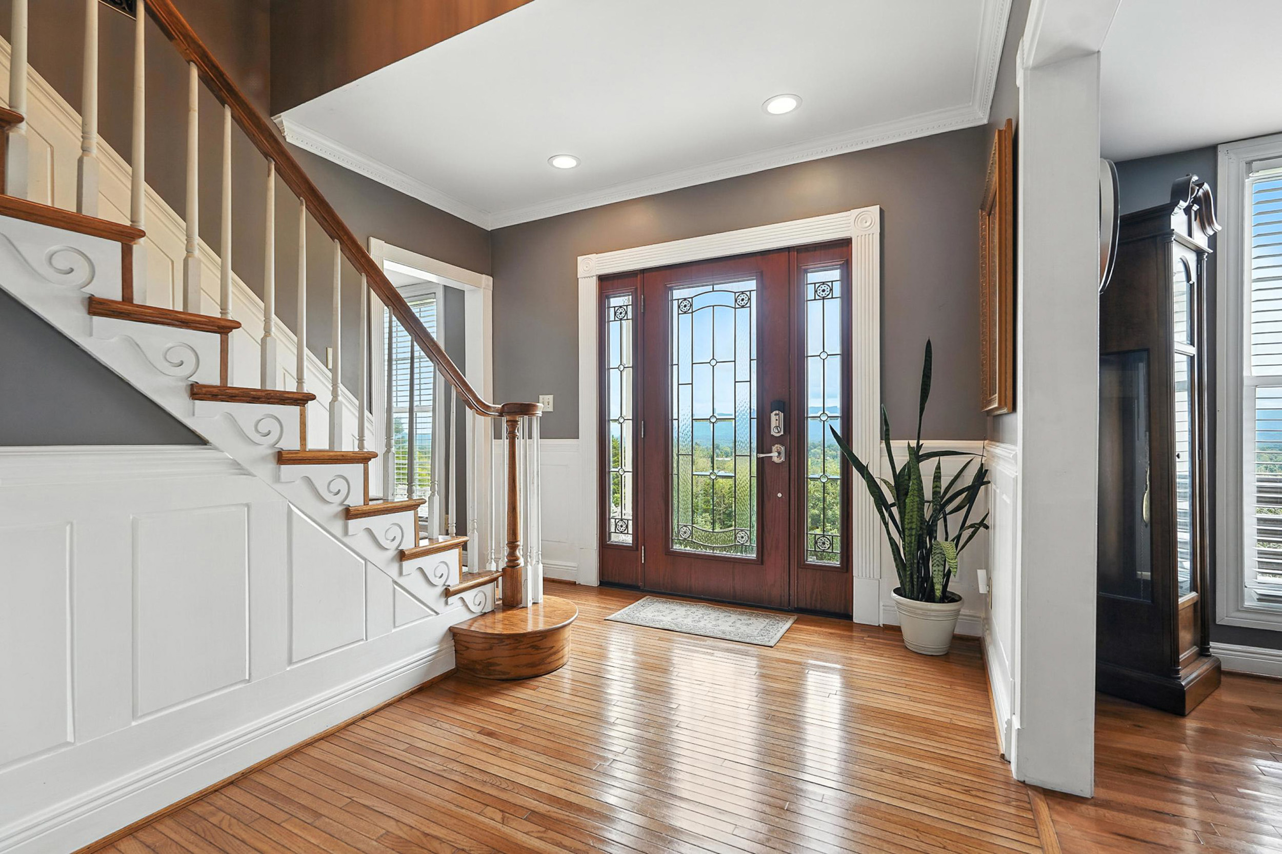 Seymour, Tennessee, 37865, United States, 8 Bedrooms Bedrooms, ,8 BathroomsBathrooms,Residential,For Sale,1904396
