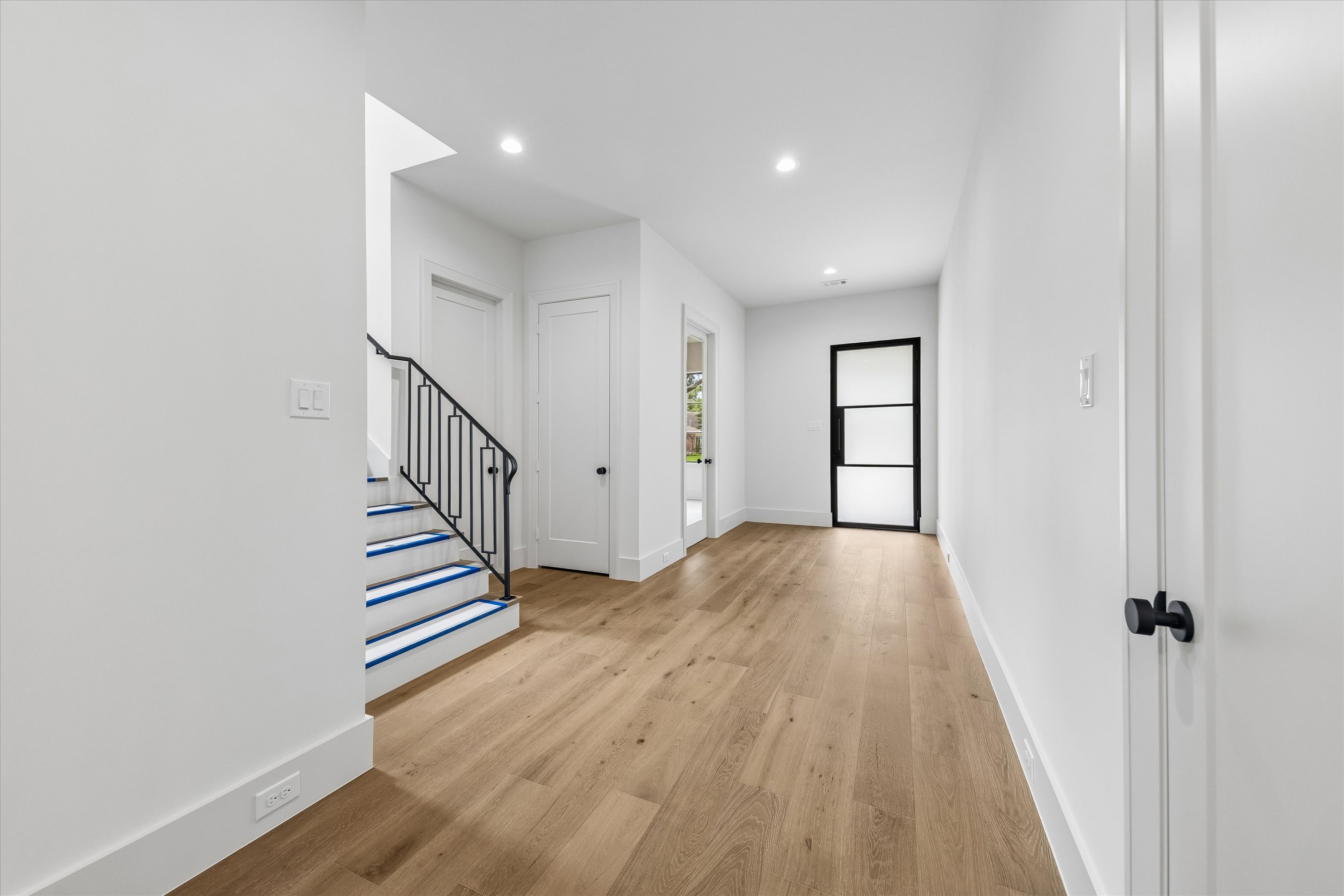  2320 Watts Street - 物件實景