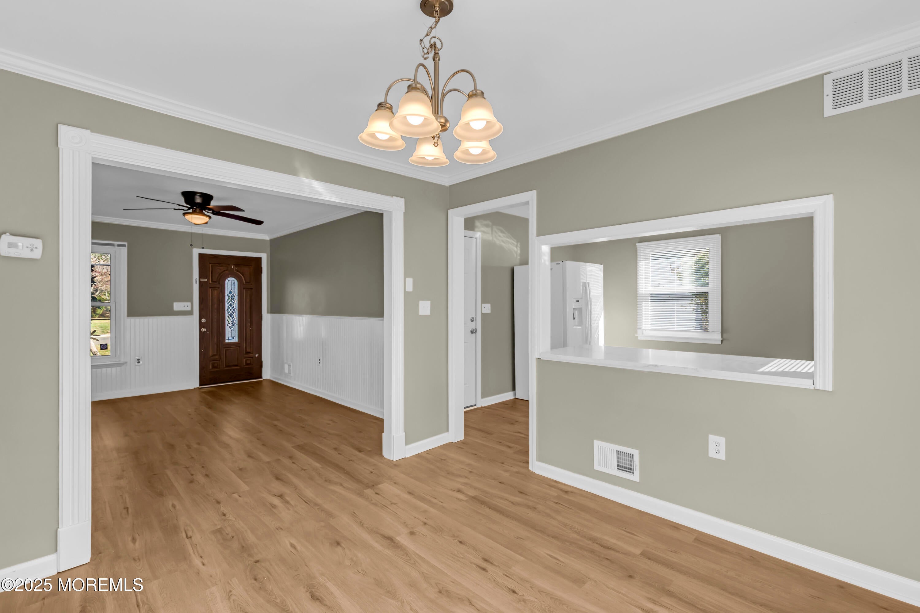 Freehold, New Jersey, 07728, United States, 3 Bedrooms Bedrooms, ,2 BathroomsBathrooms,Residential,For Sale,1990180