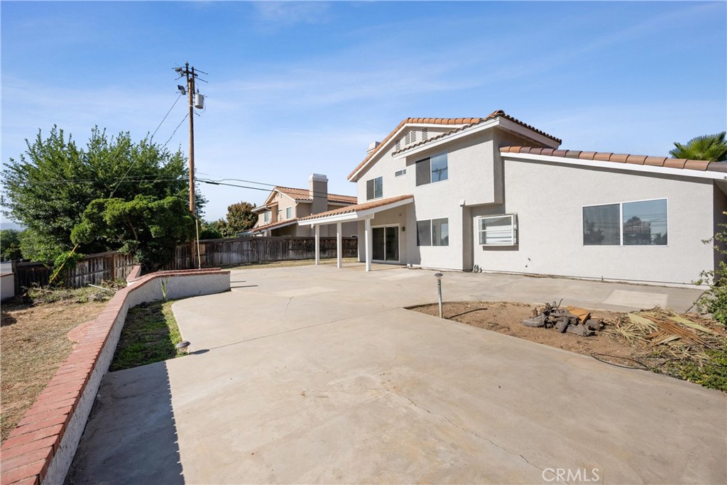 Yucaipa, California, 92399, United States, 4 Bedrooms Bedrooms, ,3 BathroomsBathrooms,Residential,For Sale,1882813