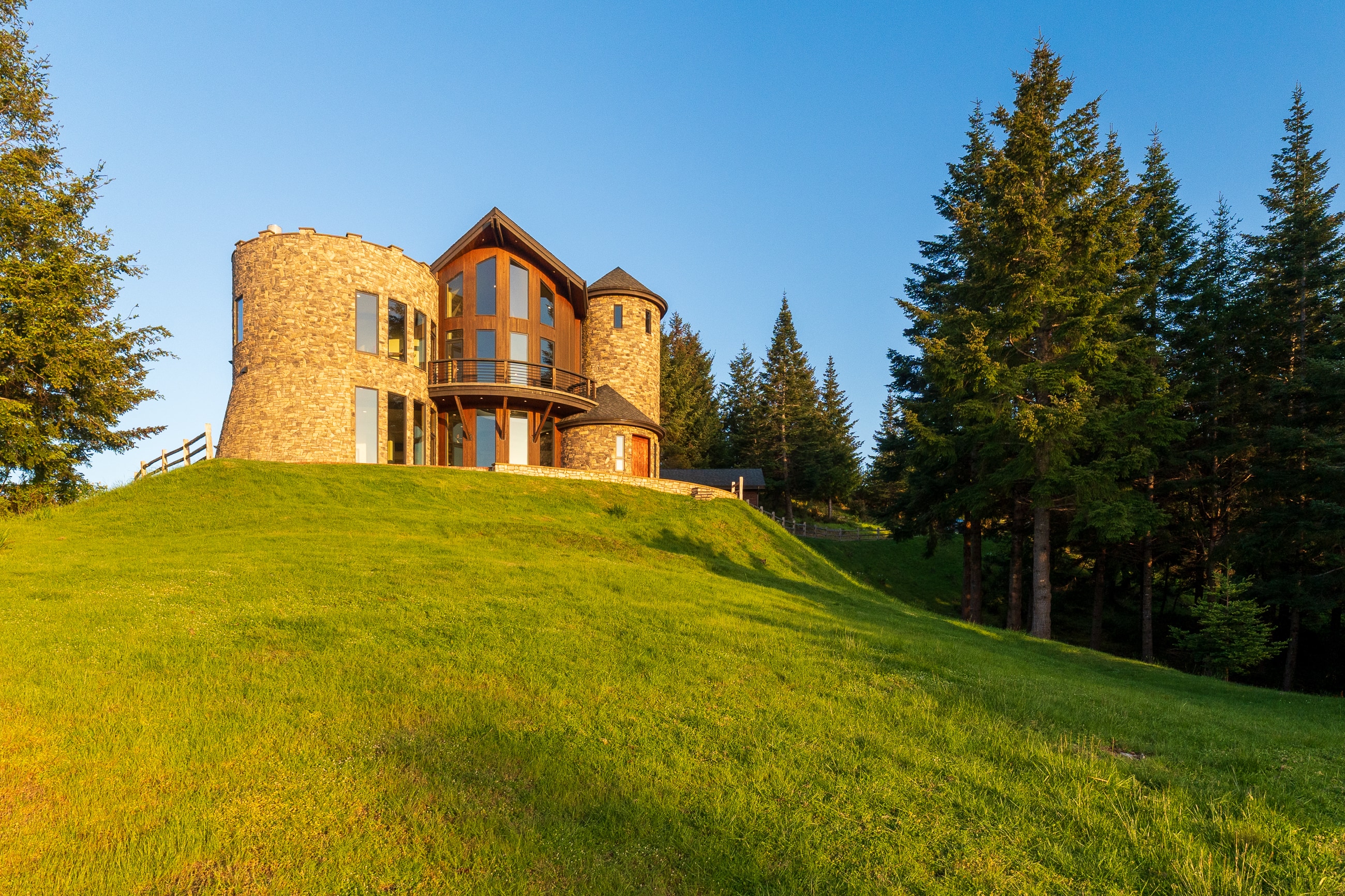  French Chateau High Above Gold Beach - 物件實景