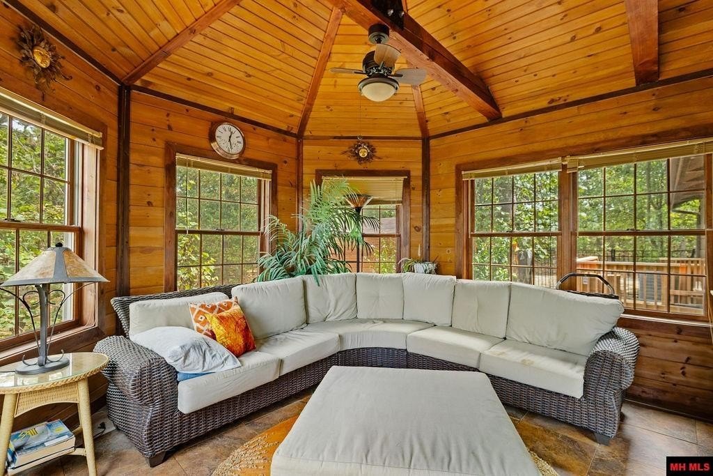 Gamaliel, Arkansas, 72537, United States, 3 Bedrooms Bedrooms, ,3 BathroomsBathrooms,Residential,For Sale,1937546