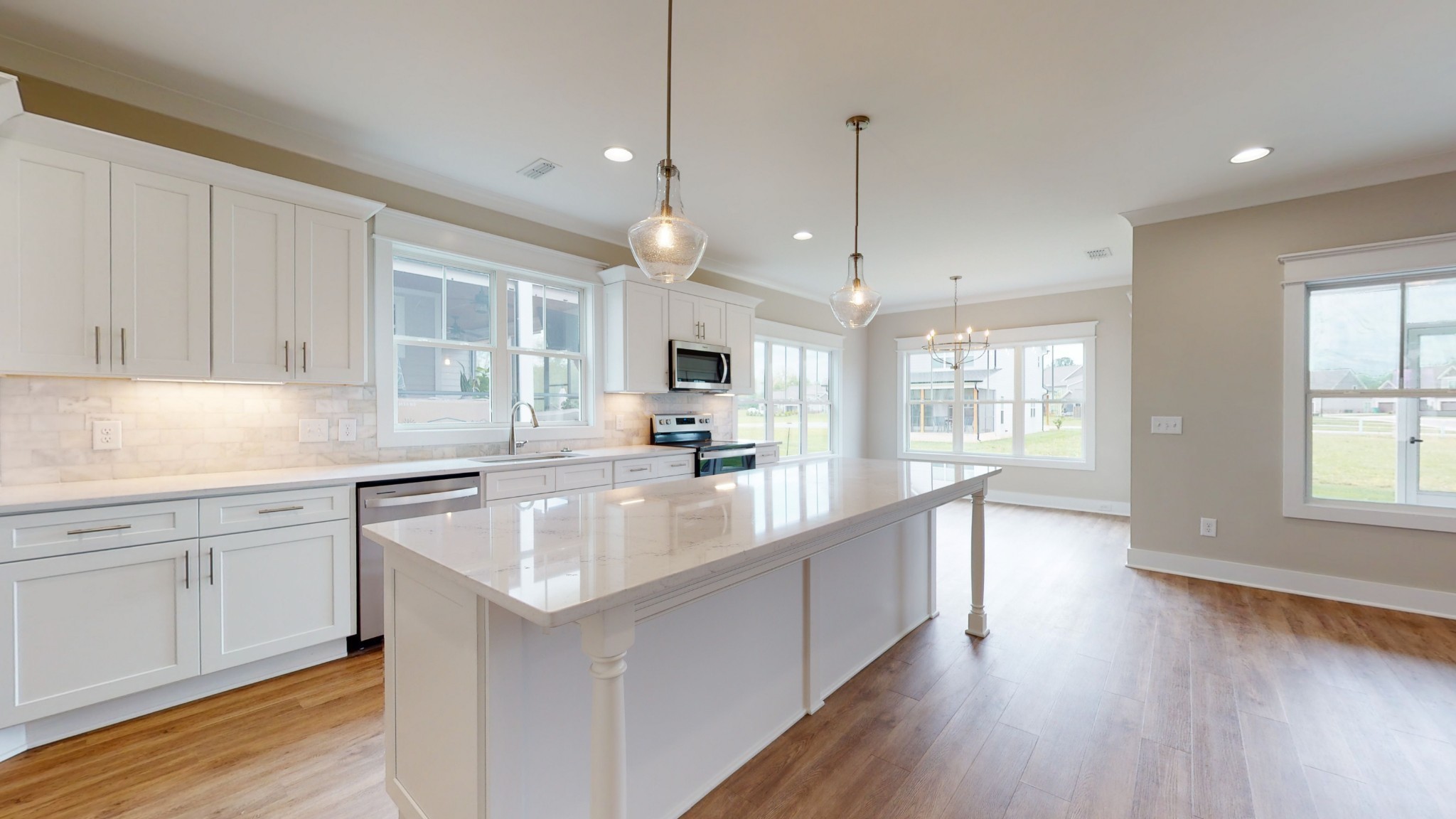 Winchester, Tennessee, 37398, United States, 4 Bedrooms Bedrooms, ,3 BathroomsBathrooms,Residential,For Sale,1980972