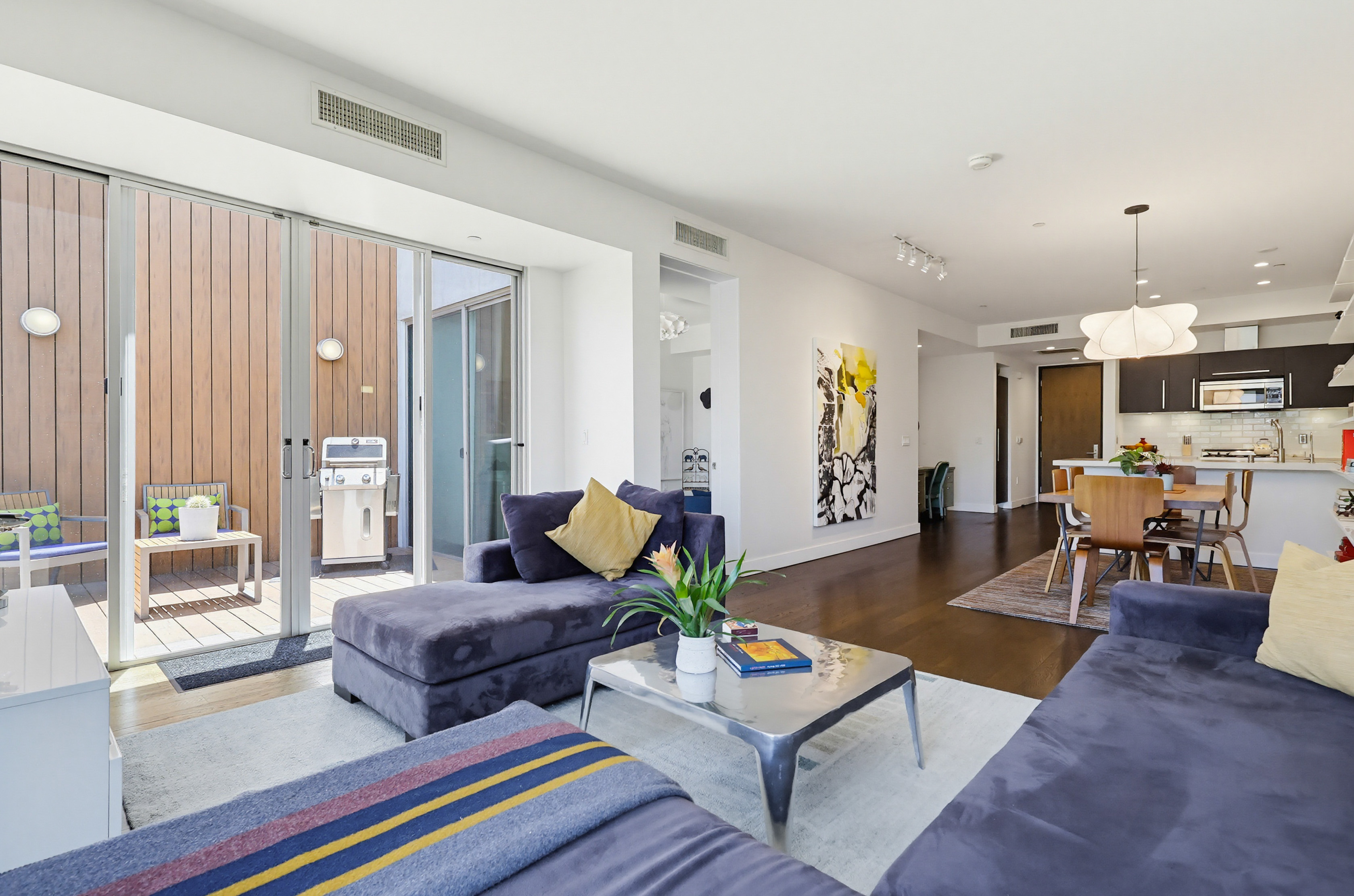  855 Croft Avenue, Los Angeles, CA 90069 - 物件實景