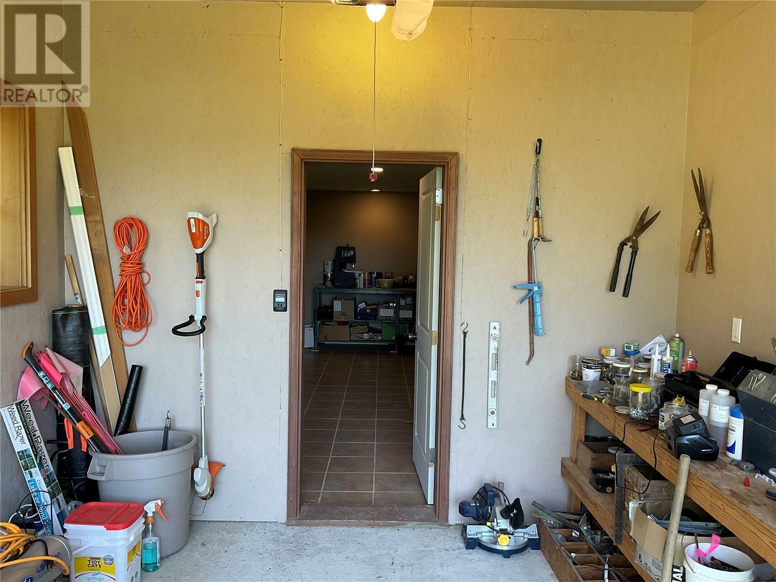 BURTON, British Columbia, V0G 1E0, CA, 4 Bedrooms Bedrooms, ,3 BathroomsBathrooms,Residential,For Sale,1836821
