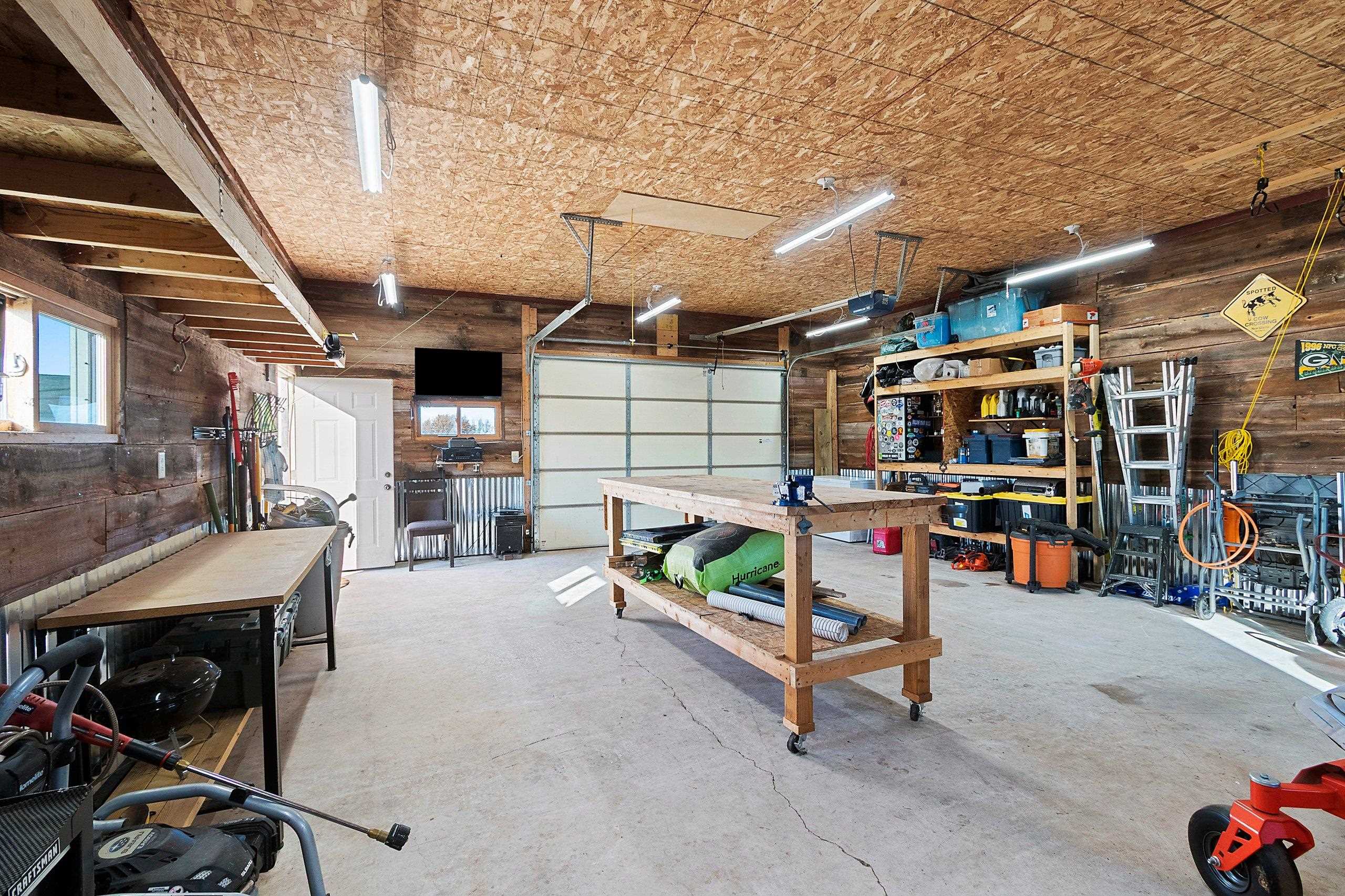 GREEN BAY, Wisconsin, 54311, United States, 4 Bedrooms Bedrooms, ,4 BathroomsBathrooms,Residential,For Sale,1991050