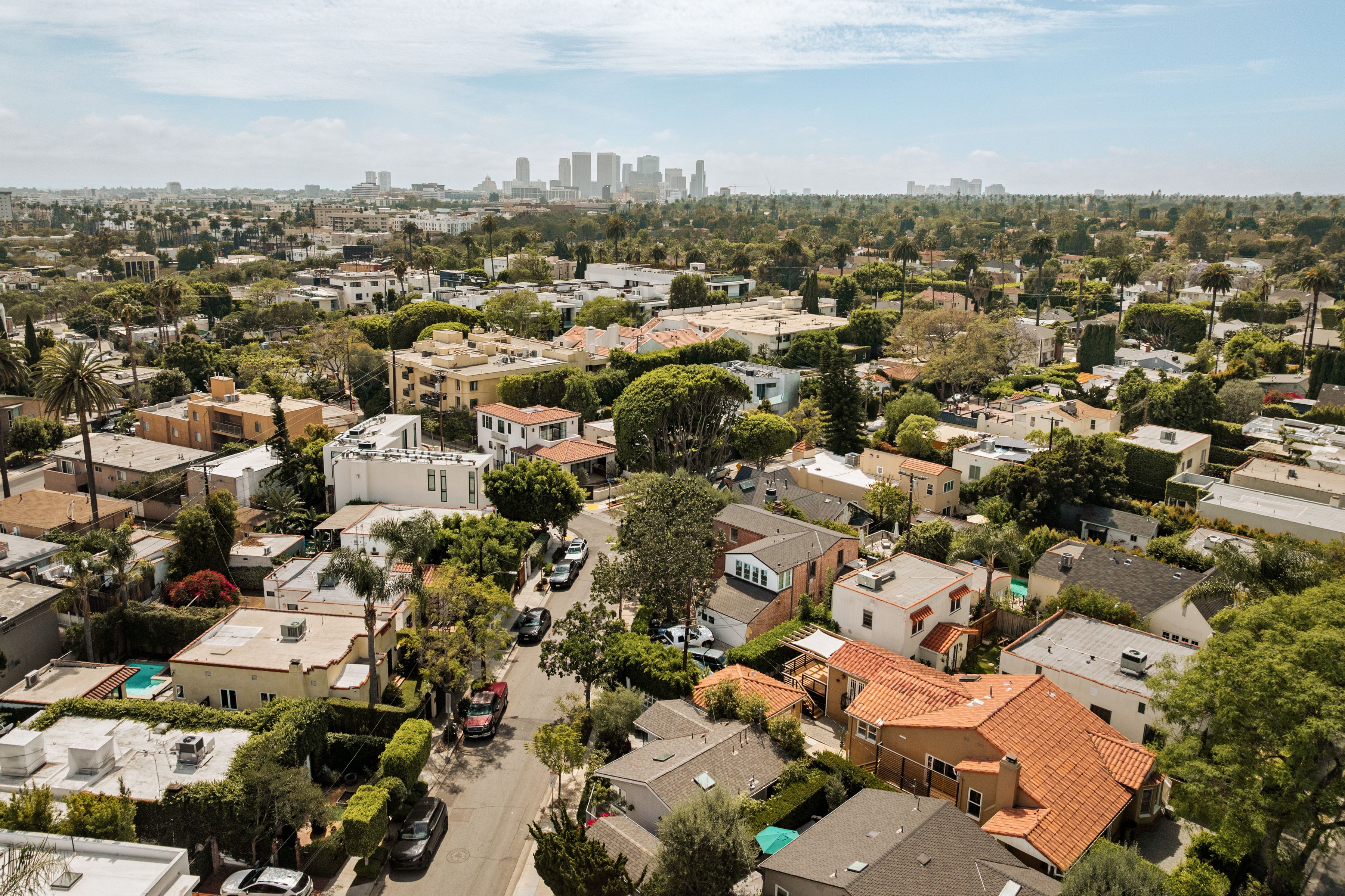  9009 Lloyd Place - 物件實景