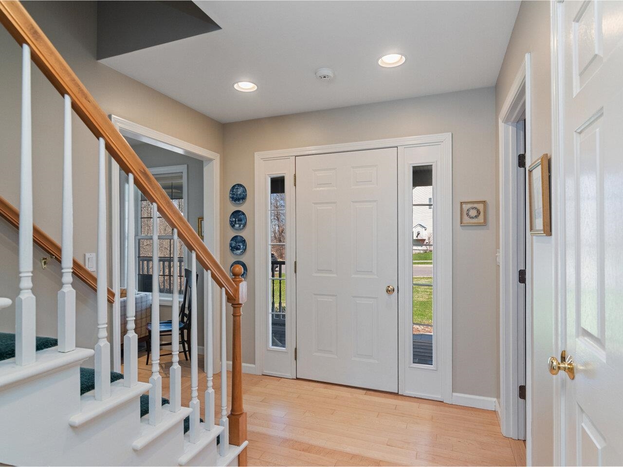 Colchester, Vermont, 05446, United States, 3 Bedrooms Bedrooms, ,3 BathroomsBathrooms,Residential,For Sale,1779357