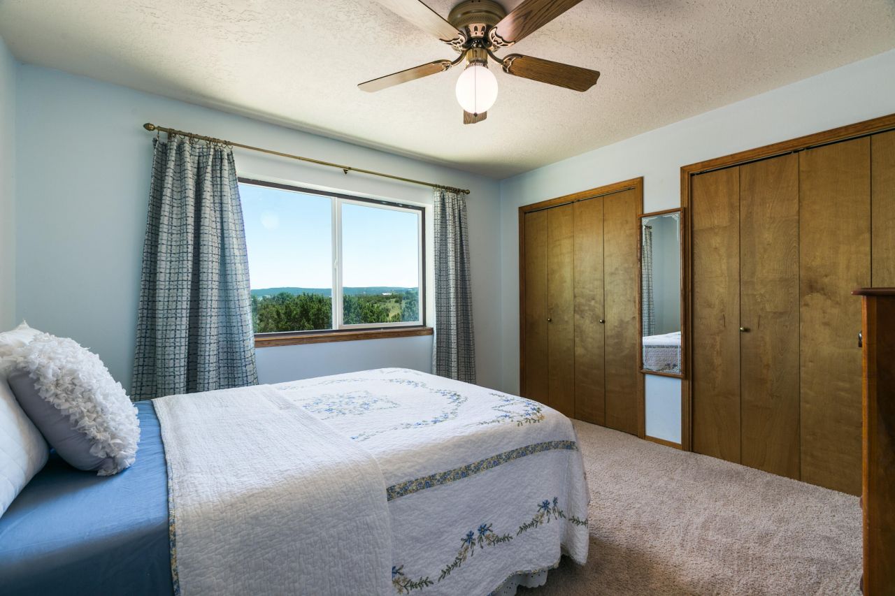 Edgewood, New Mexico, 87015, United States, 4 Bedrooms Bedrooms, ,3 BathroomsBathrooms,Residential,For Sale,1892952