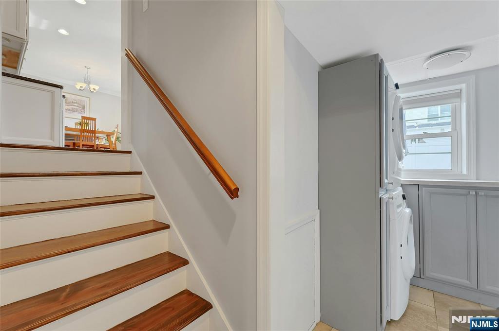 River Edge, New Jersey, 07661, United States, 4 Bedrooms Bedrooms, ,3 BathroomsBathrooms,Residential,For Sale,1988189