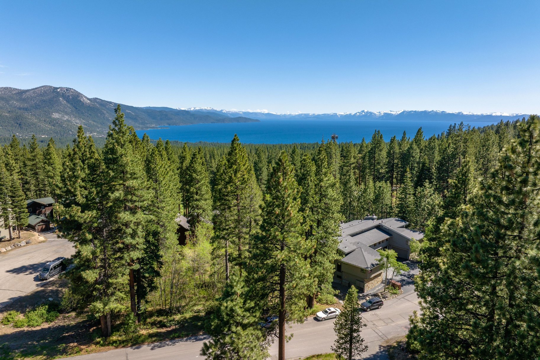  Your Lake Tahoe Escape Awaits — Steps from the Greens - 物件實景
