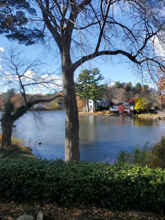 Lynnfield, Massachusetts, 01940, United States, 3 Bedrooms Bedrooms, ,2 BathroomsBathrooms,Residential,For Sale,1987735