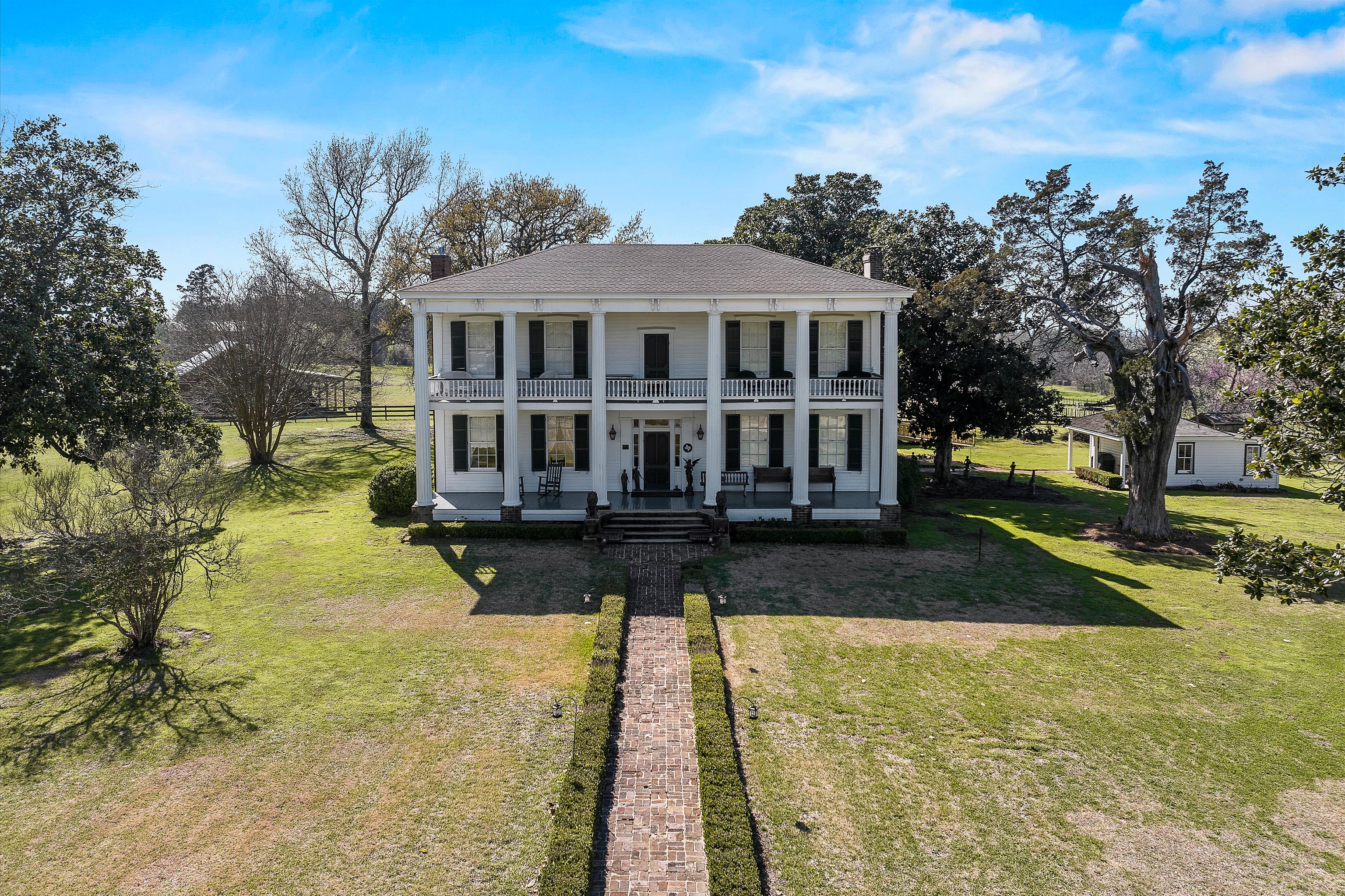 Cushing, Texas, 75760, United States, 3 Bedrooms Bedrooms, ,2 BathroomsBathrooms,Residential,For Sale,1978449