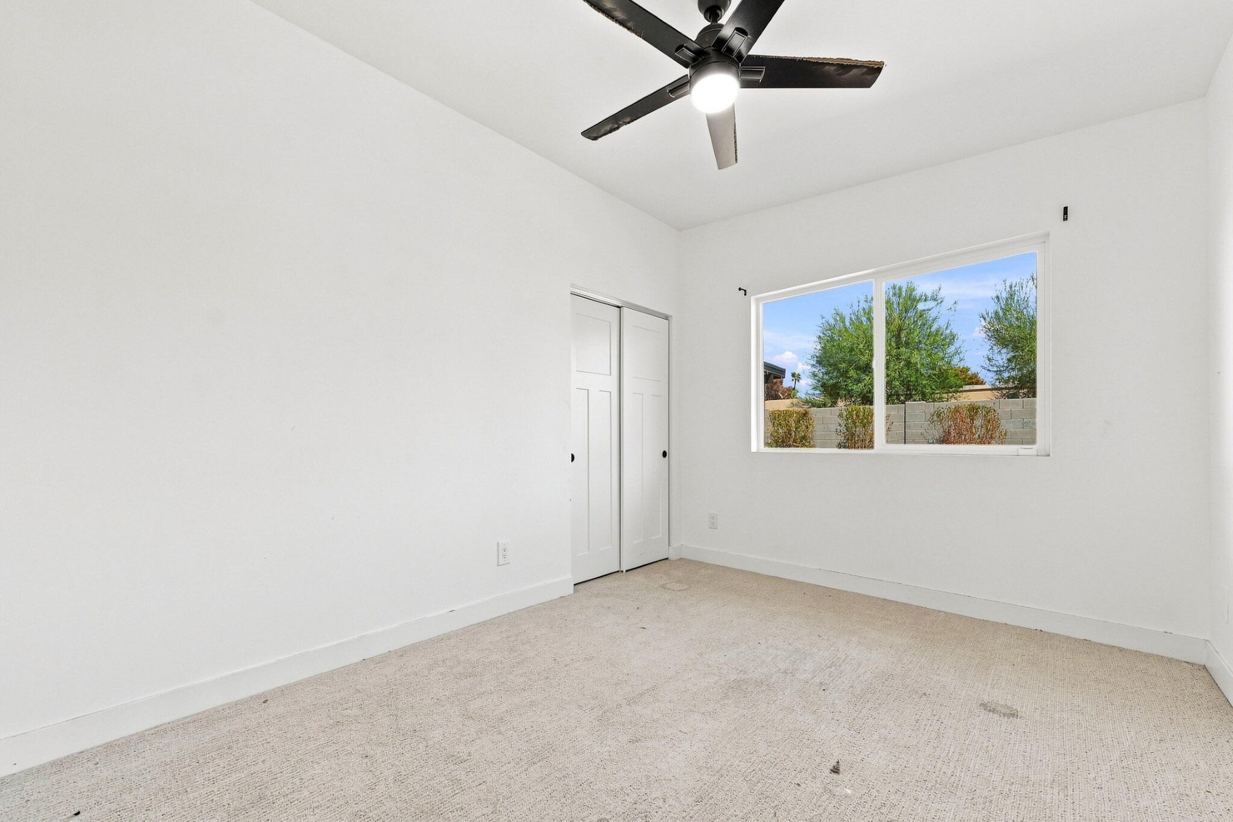  1637 N Sunset Drive¦Tempe, AZ - 物件實景