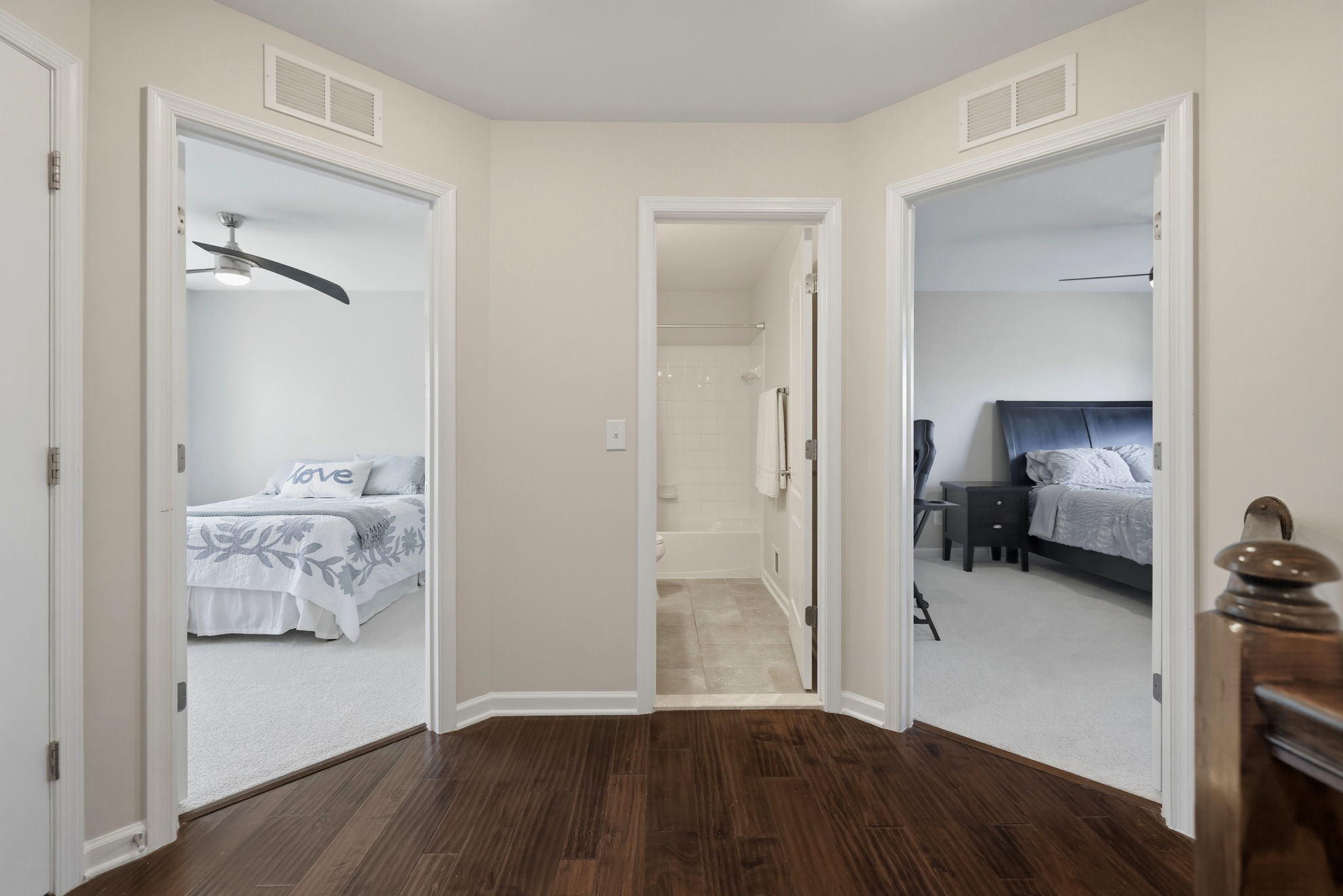  13506 Eagles Rest Drive, Leesburg, VA 20176 - 物件實景