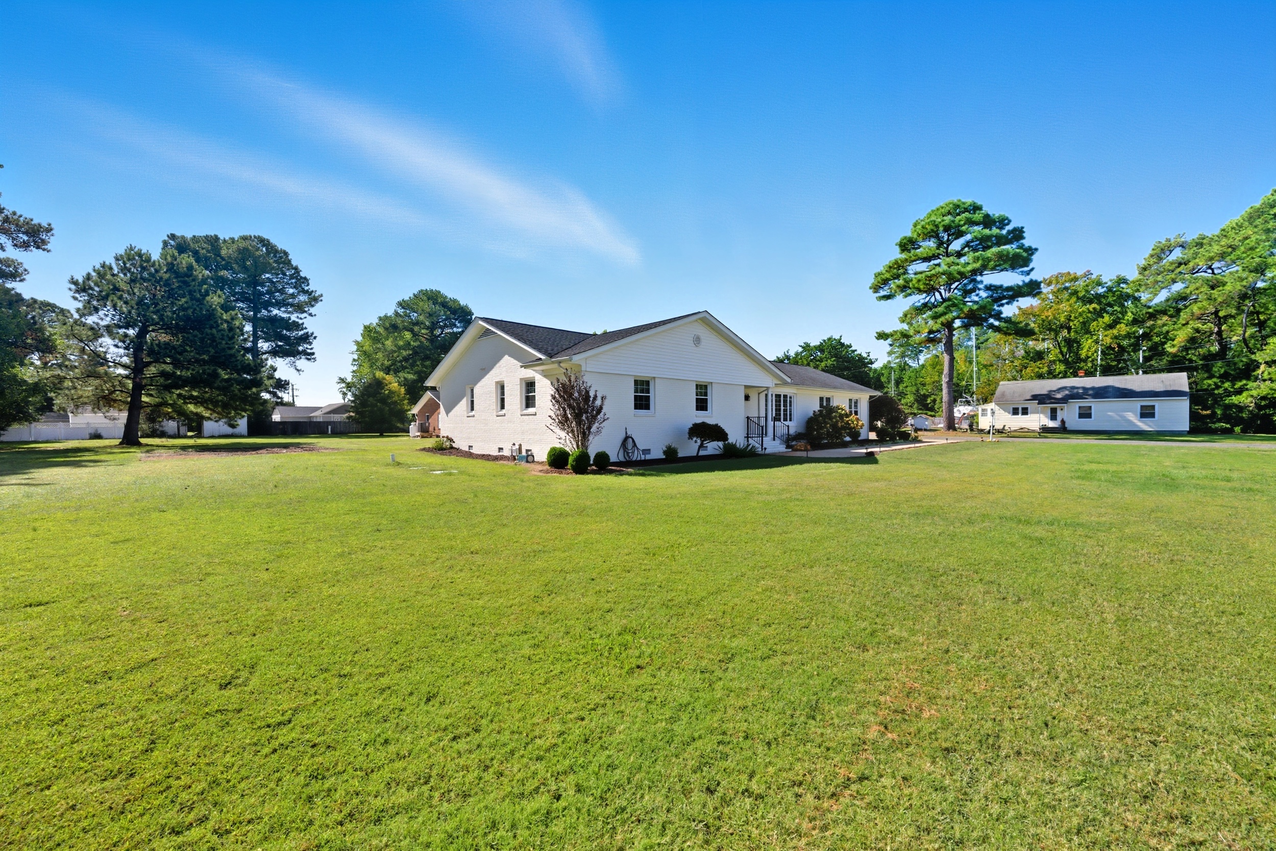 Deltaville, Virginia, 230432093, United States, 4 Bedrooms Bedrooms, ,4 BathroomsBathrooms,Residential,For Sale,1983075