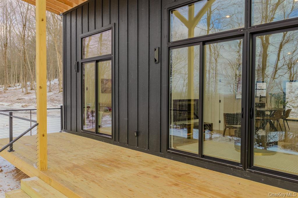 Neversink, New York, 12765, United States, 3 Bedrooms Bedrooms, ,2 BathroomsBathrooms,Residential,For Sale,2010737