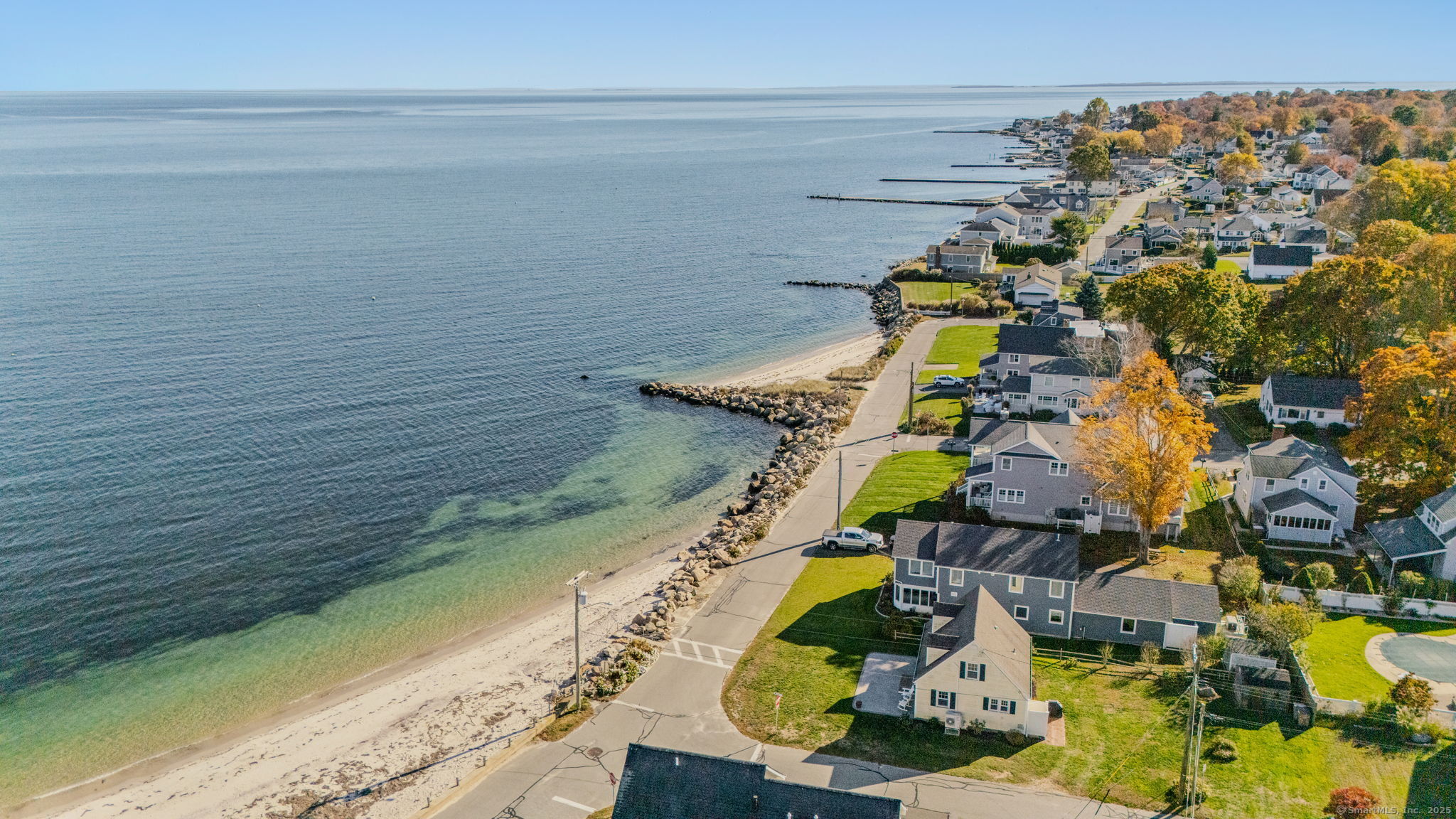 East Lyme, Connecticut, 06357, United States, 3 Bedrooms Bedrooms, ,1 BathroomBathrooms,Residential,For Sale,1987799