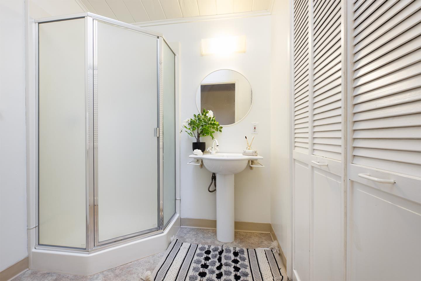 Felton, California, 95018, United States, 3 Bedrooms Bedrooms, ,3 BathroomsBathrooms,Residential,For Sale,1996895