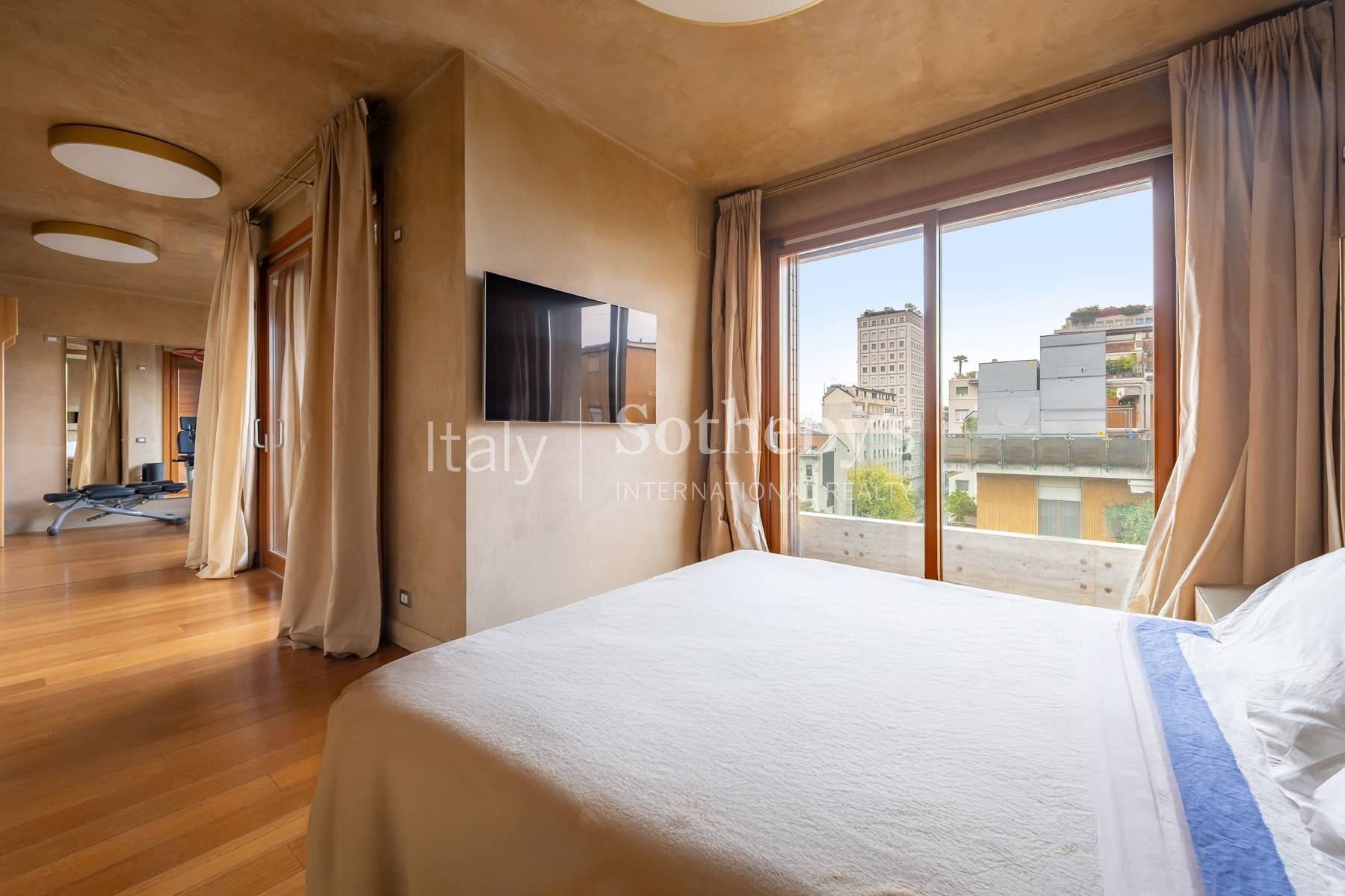  Elegant and bright penthouse in central area - 物件實景