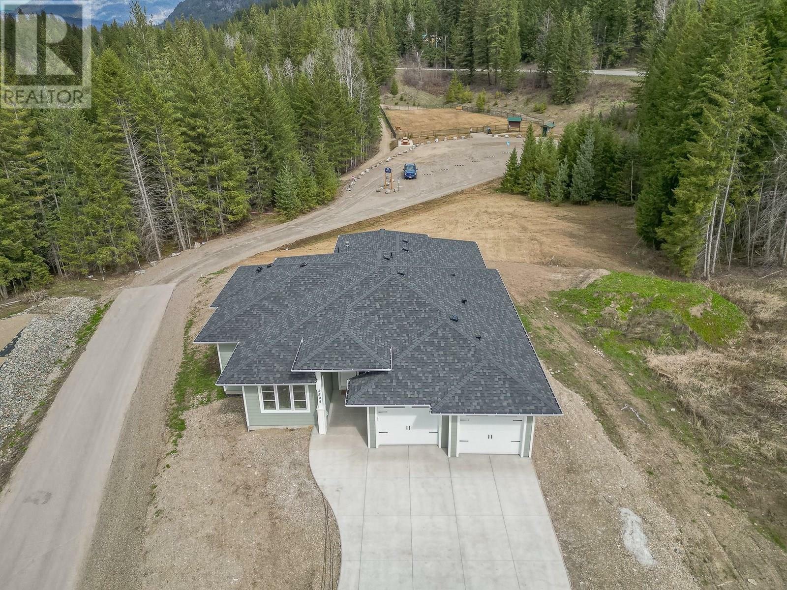 BLIND BAY, British Columbia, V0E 1H0, CA, 3 Bedrooms Bedrooms, ,2 BathroomsBathrooms,Residential,For Sale,1836853