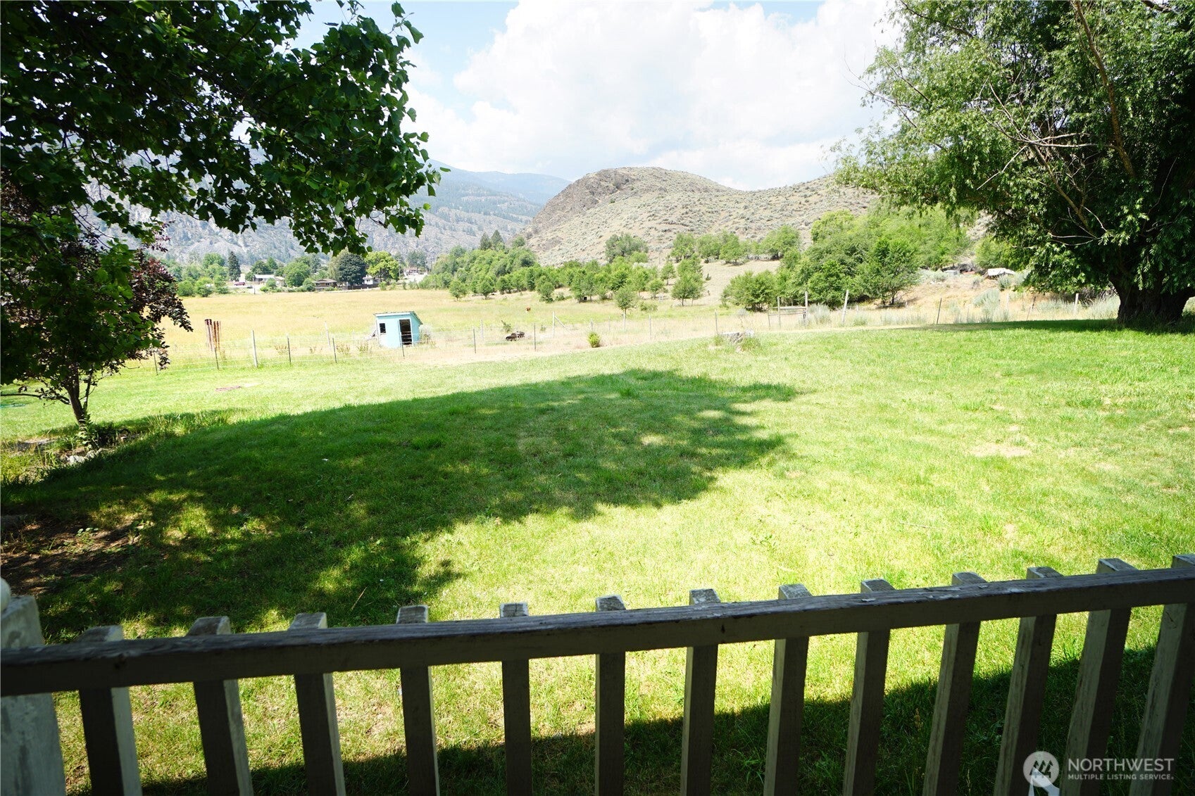 Loomis, Washington, 98827, United States, 4 Bedrooms Bedrooms, ,1 BathroomBathrooms,Residential,For Sale,2002201