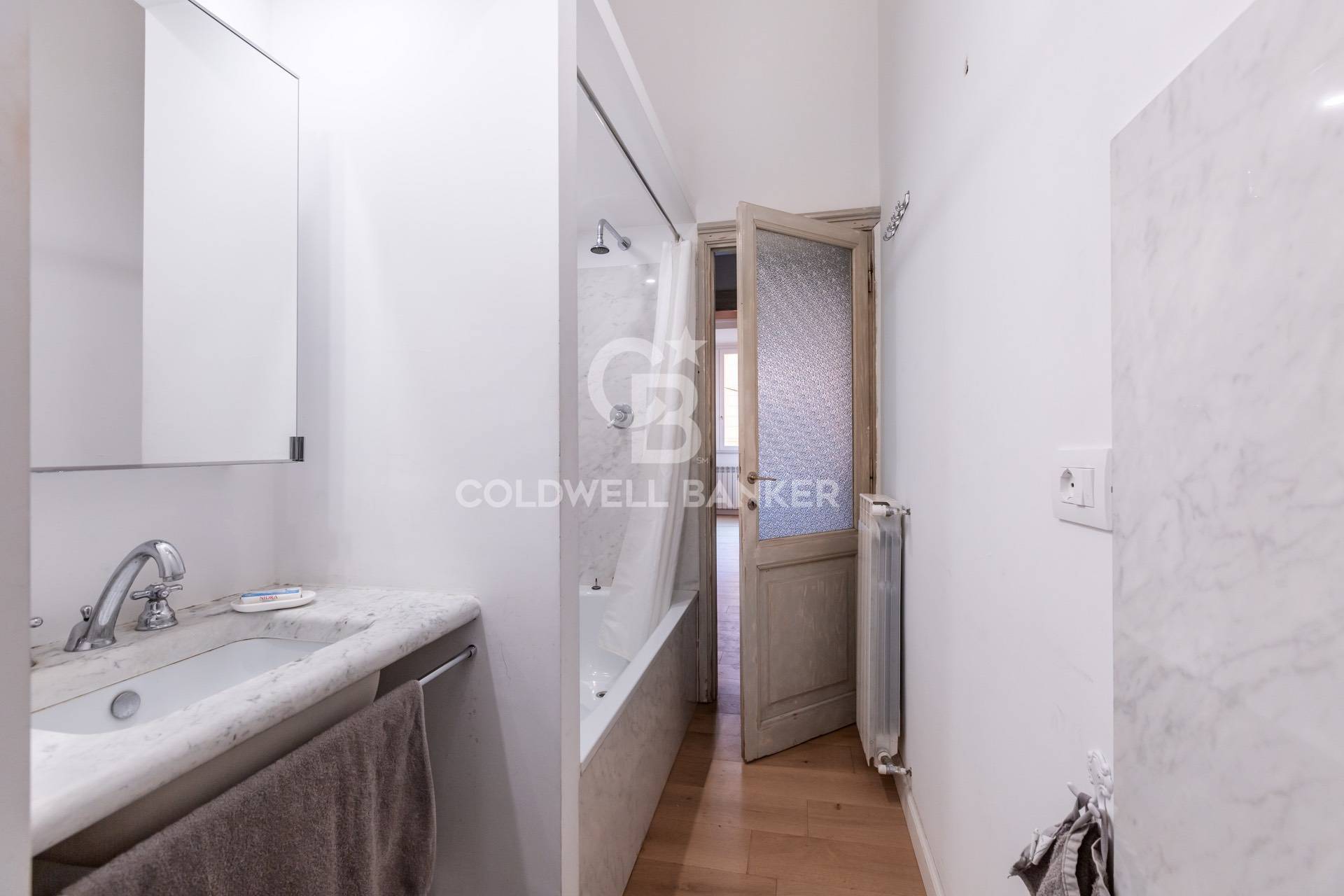 Roma, Roma, 00100, IT, 2 Bedrooms Bedrooms, ,1 BathroomBathrooms,Residential,For Sale,1720839