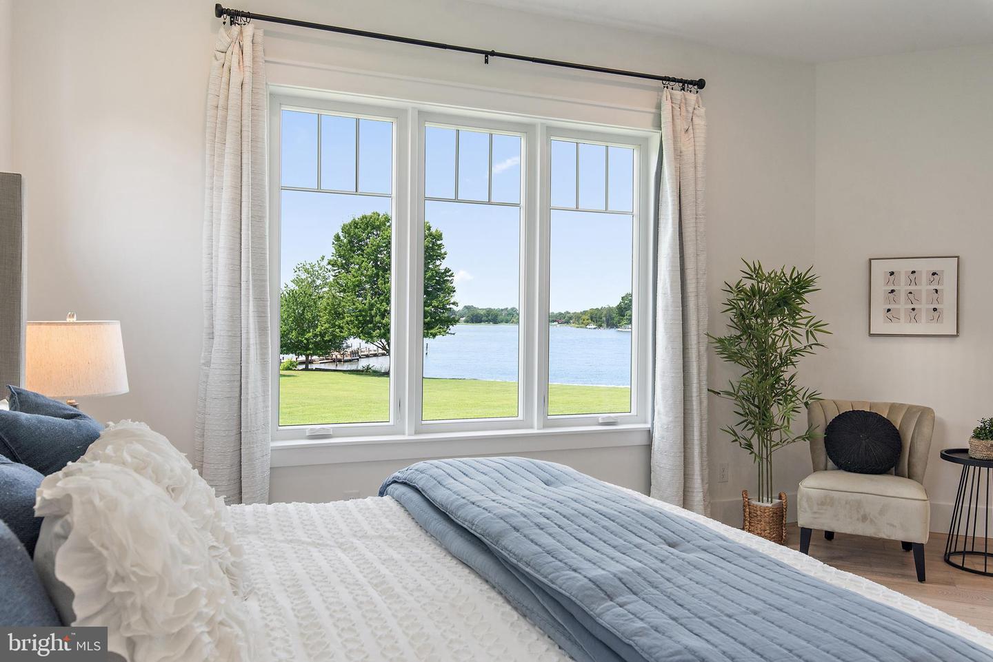 Queenstown, Maryland, 21658, United States, 5 Bedrooms Bedrooms, ,5 BathroomsBathrooms,Residential,For Sale,1907636