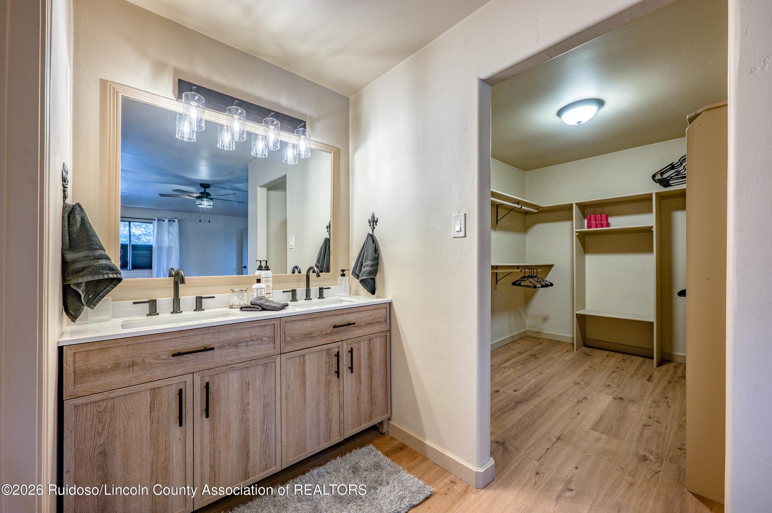 Ruidoso, New Mexico, 88345, United States, 4 Bedrooms Bedrooms, ,3 BathroomsBathrooms,Residential,For Sale,2008088