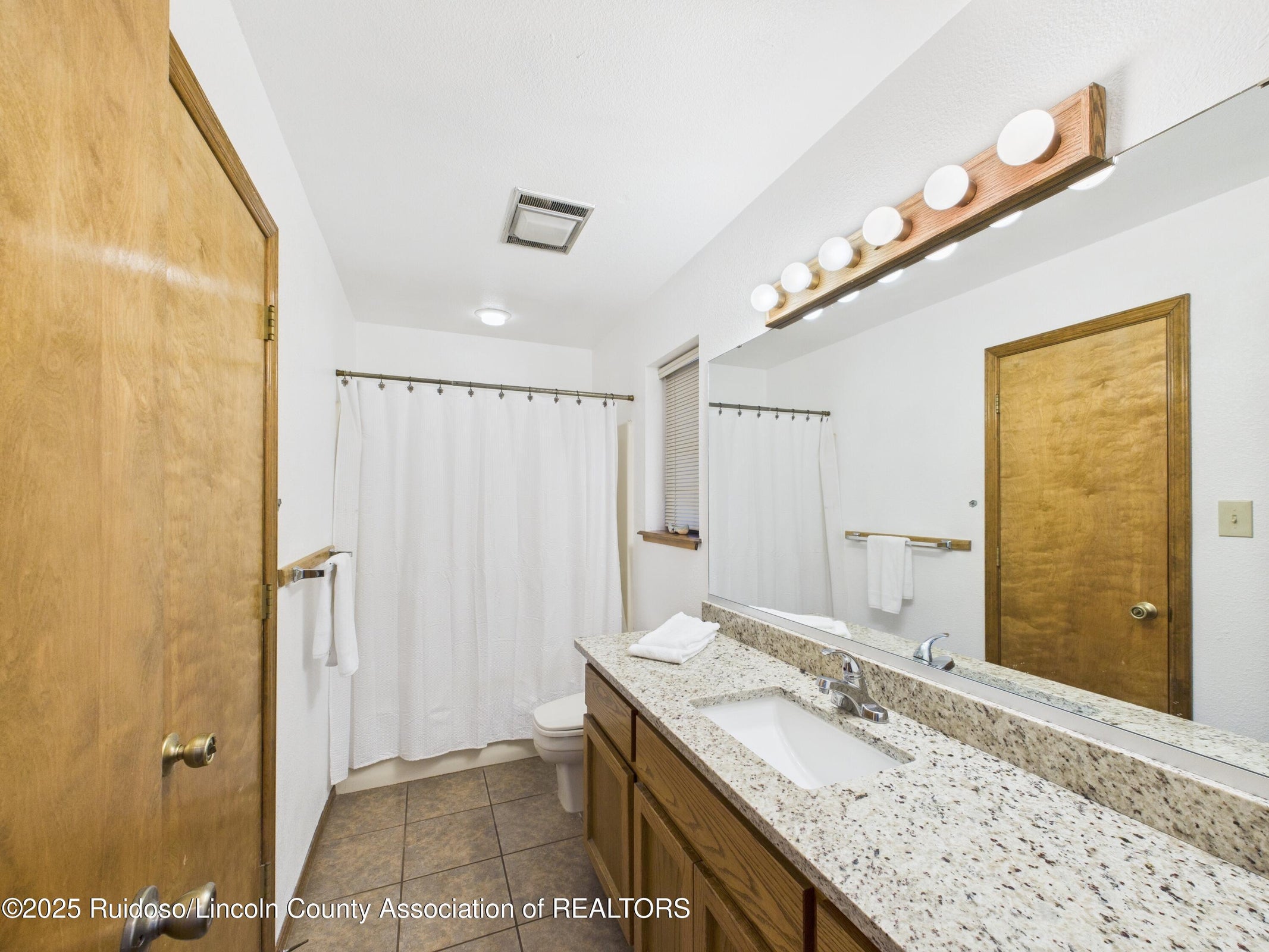 Ruidoso, New Mexico, 88345, United States, 5 Bedrooms Bedrooms, ,4 BathroomsBathrooms,Residential,For Sale,2006103