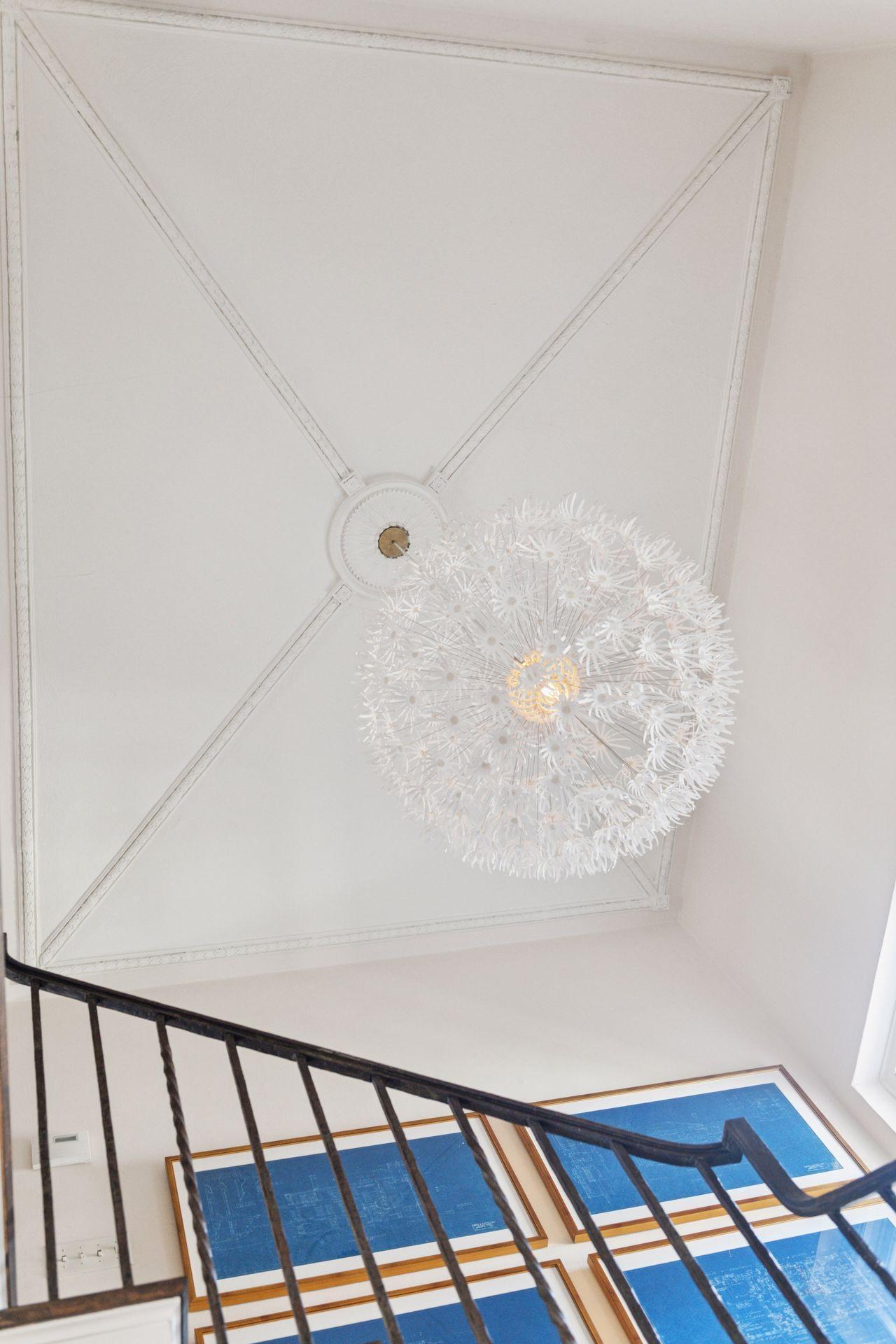 Minneapolis, Minnesota, 55405, United States, 5 Bedrooms Bedrooms, ,4 BathroomsBathrooms,Residential,For Sale,1989086