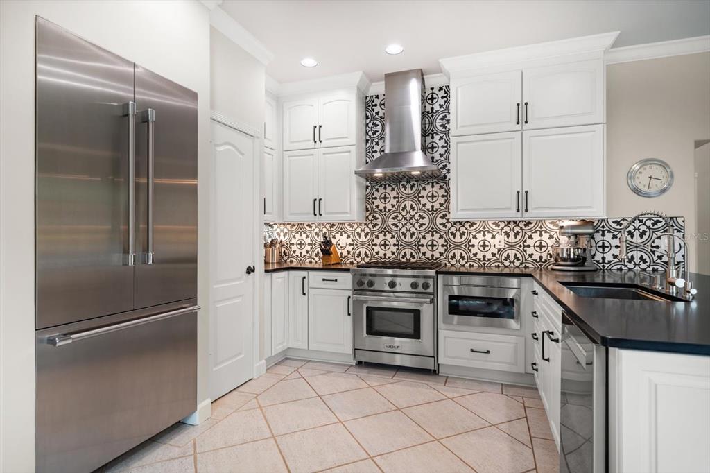Tampa, Florida, 33629, United States, 3 Bedrooms Bedrooms, ,3 BathroomsBathrooms,Residential,For Sale,1850386