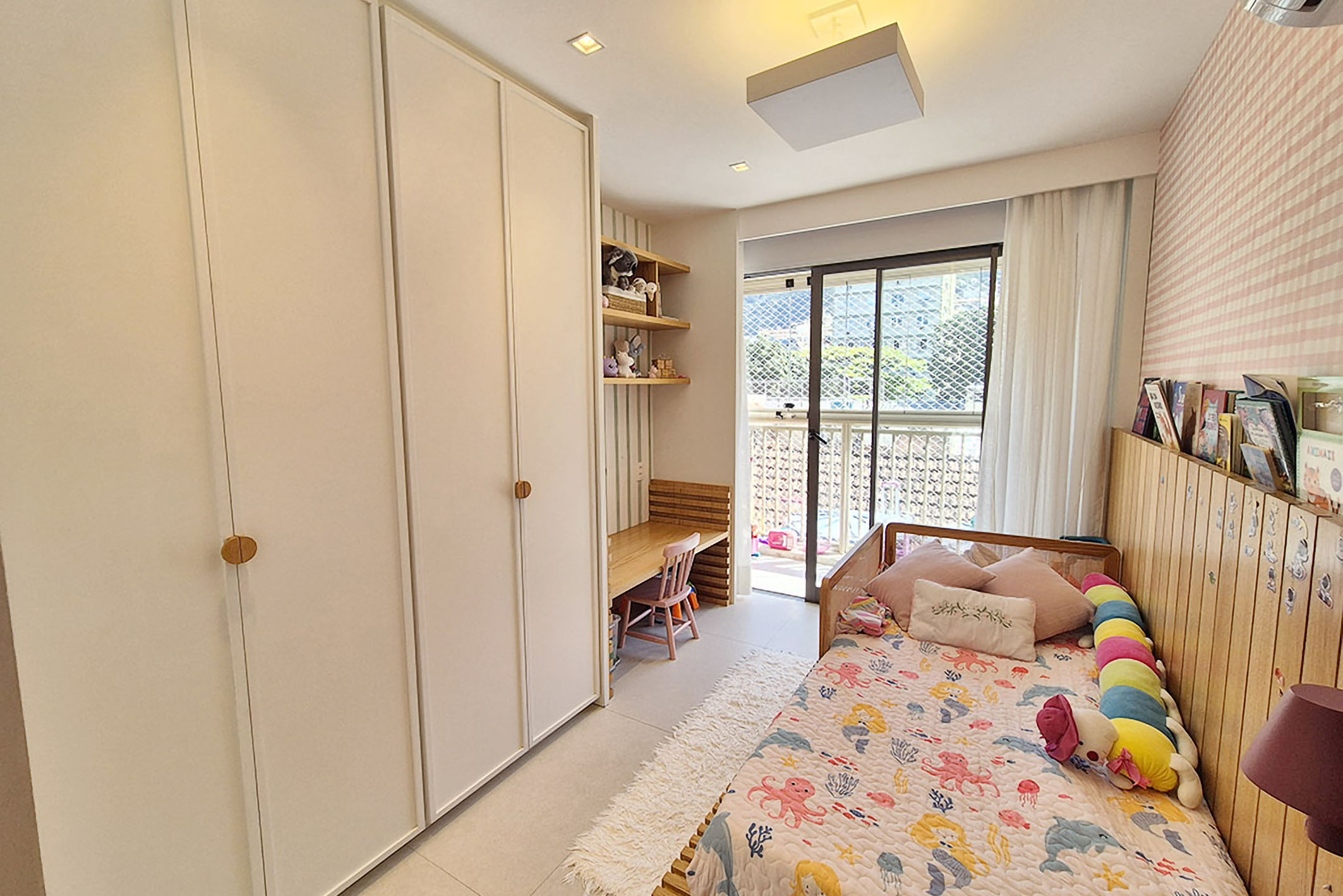  Apartment with 4 Suites and a Spacious Balcony in Jardim Botânico - 物件實景