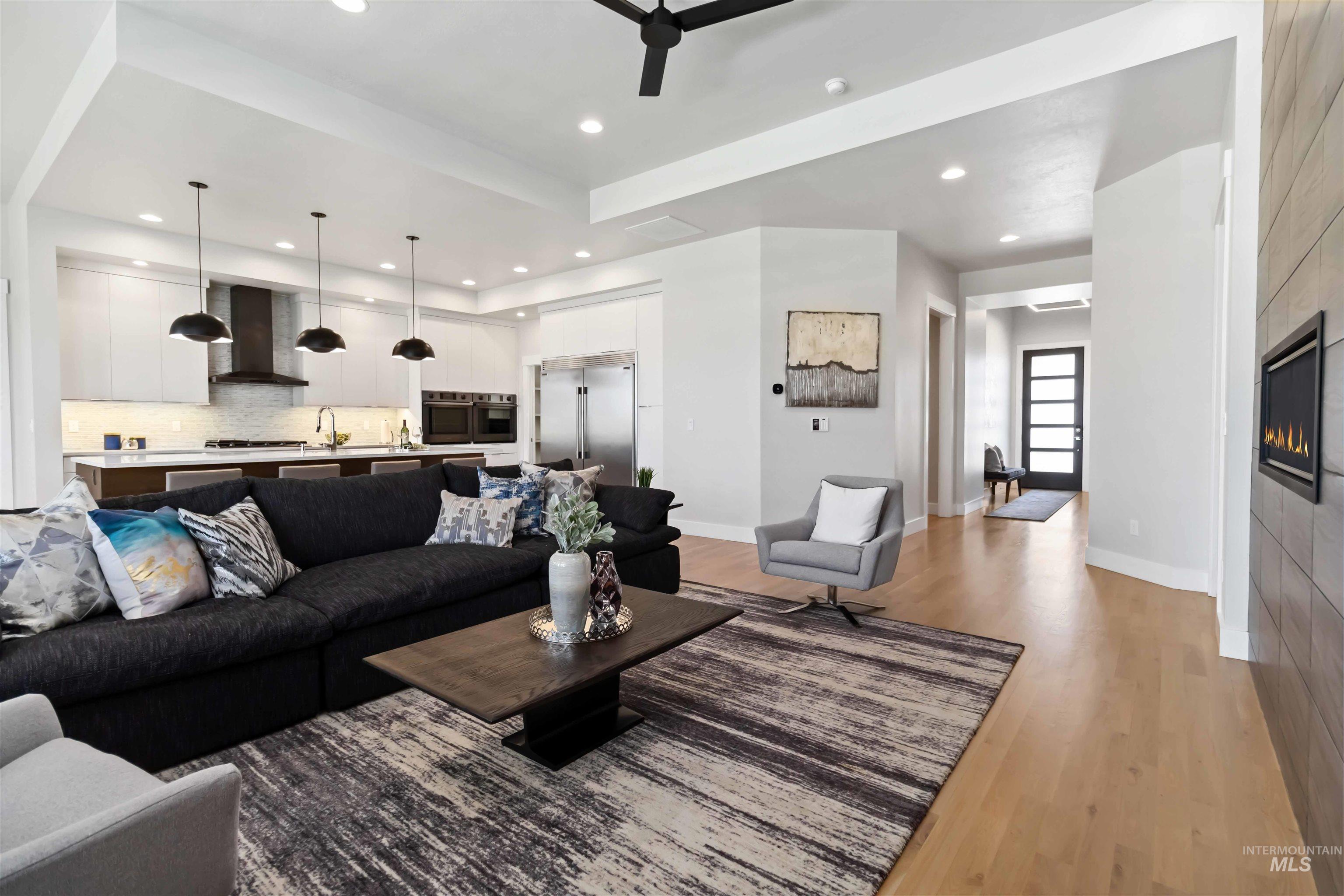 Meridian, Idaho, 83642, United States, 3 Bedrooms Bedrooms, ,3 BathroomsBathrooms,Residential,For Sale,1890290