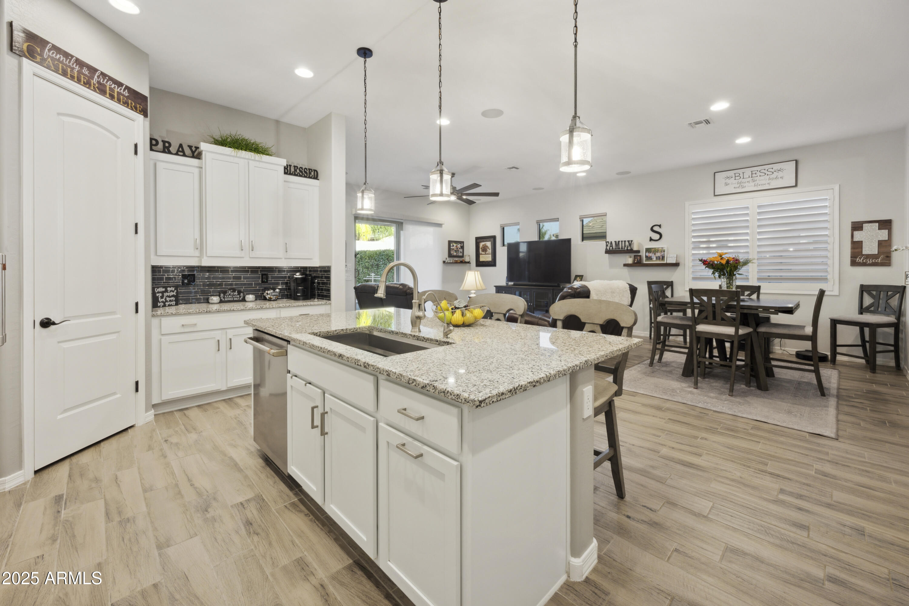 San Tan Valley, Arizona, 85140, United States, 4 Bedrooms Bedrooms, ,Residential,For Sale,1856535