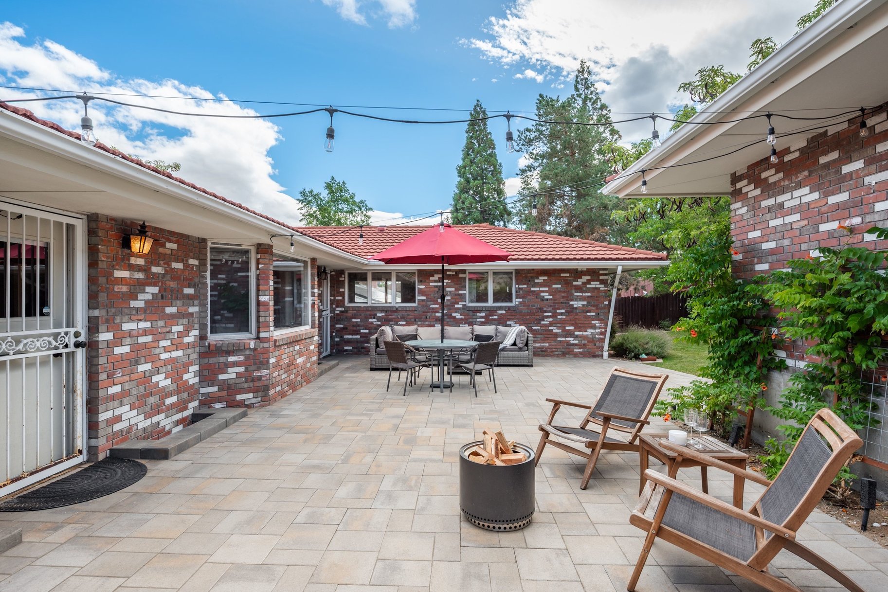  RARE SKYLINE HEIGHTS OPPORTUNITY  6,024 SF BRICK HOME ON .38 ACRE  NO HOA - 物件實景