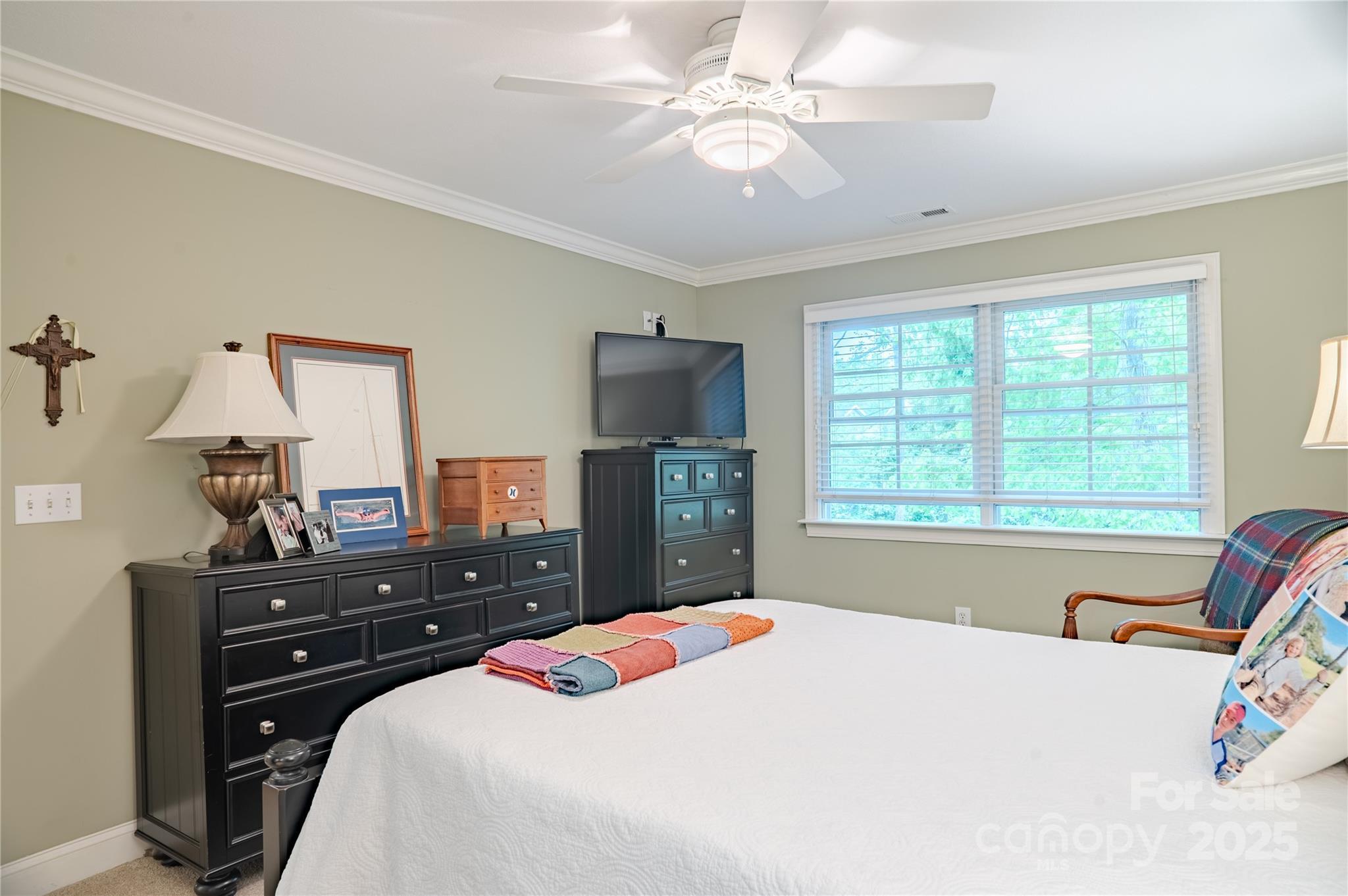 Flat Rock, North Carolina, 28731, United States, 4 Bedrooms Bedrooms, ,3 BathroomsBathrooms,Residential,For Sale,1804521