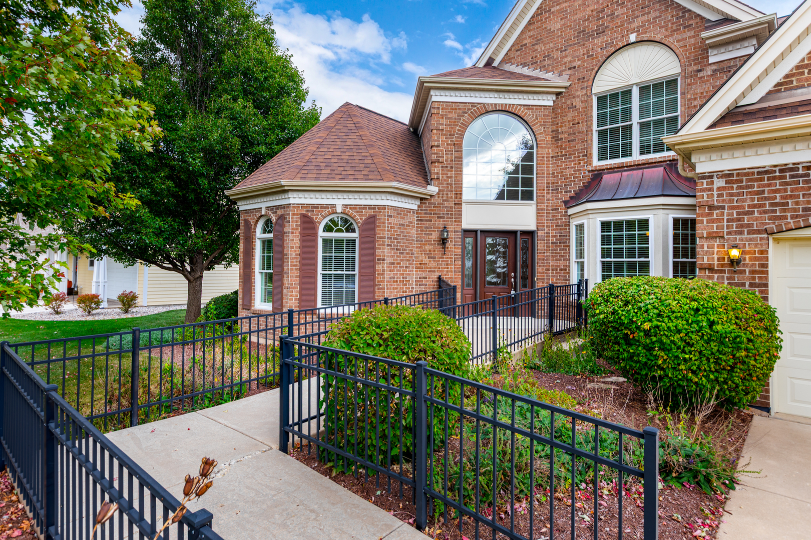 North Aurora, Illinois, 60542, United States, 3 Bedrooms Bedrooms, ,3 BathroomsBathrooms,Residential,For Sale,1969477