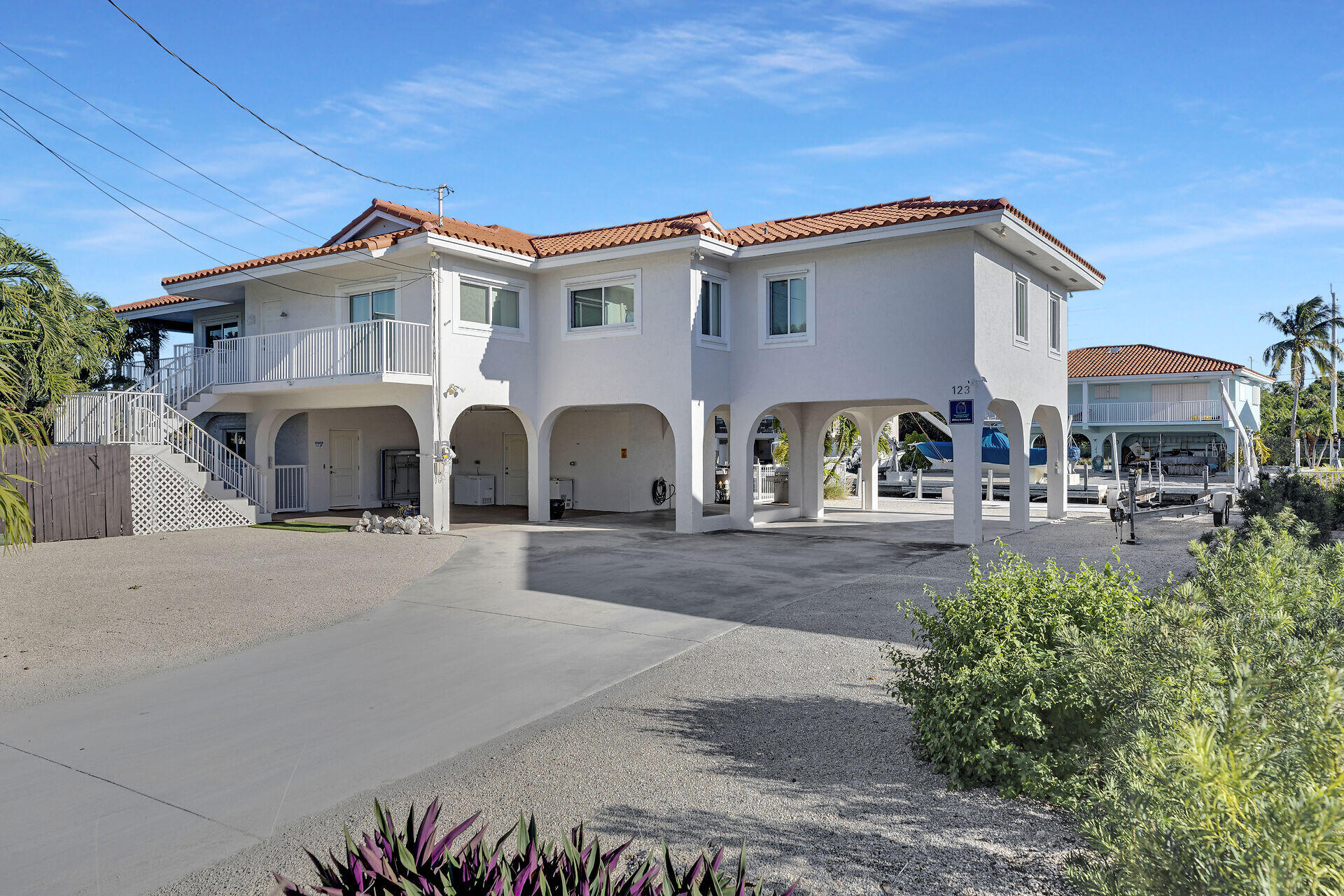 MARATHON, Florida, 33050, United States, 4 Bedrooms Bedrooms, ,3 BathroomsBathrooms,Residential,For Sale,1996240