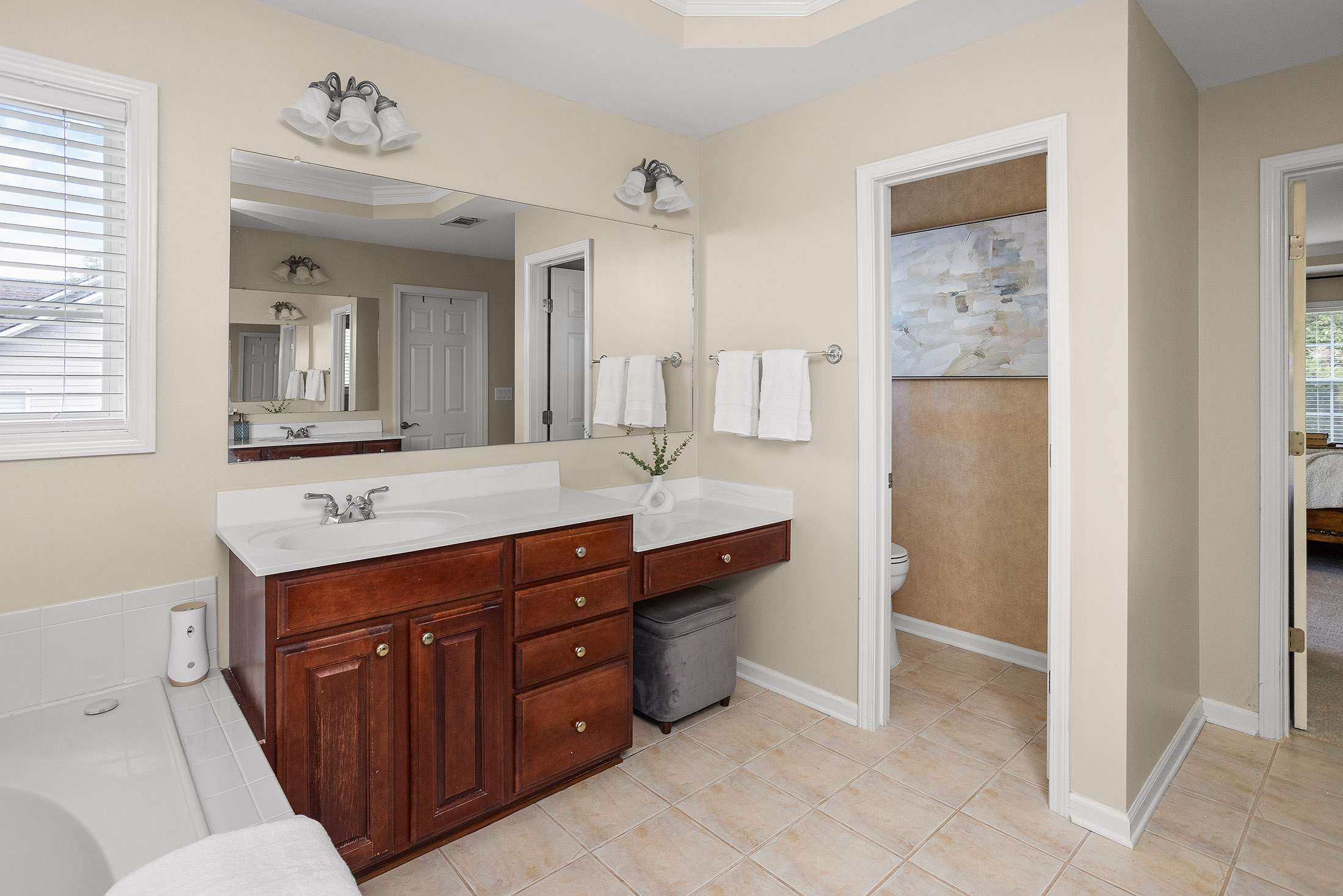 Gorgeous, Move-in Ready Home in Amenity-rich Heron Bay - 物件實景