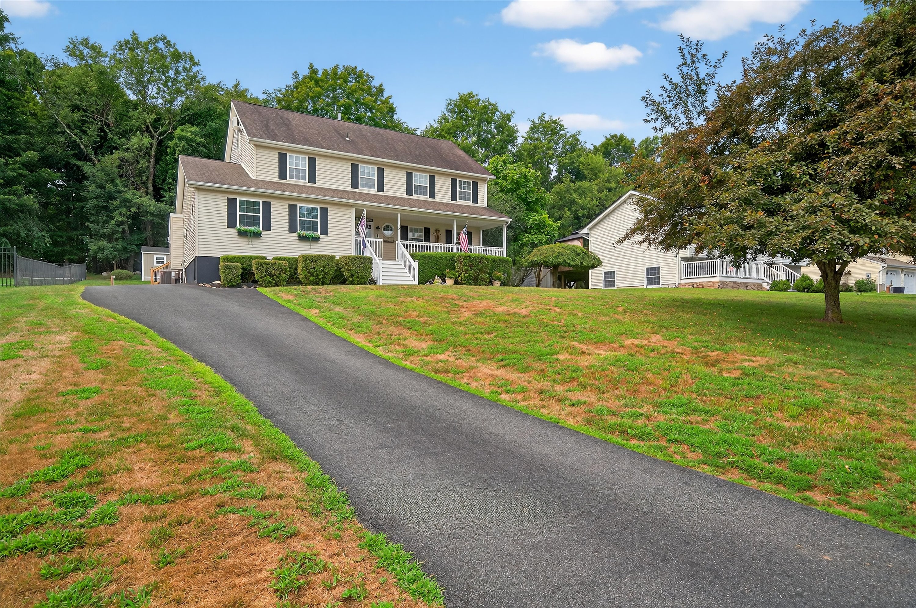 Montgomery, New York, 12549, United States, 4 Bedrooms Bedrooms, ,3 BathroomsBathrooms,Residential,For Sale,1923232