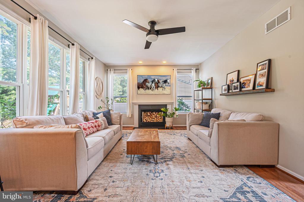 Egg Harbor Township, New Jersey, 08234, United States, 4 Bedrooms Bedrooms, ,3 BathroomsBathrooms,Residential,For Sale,1975981