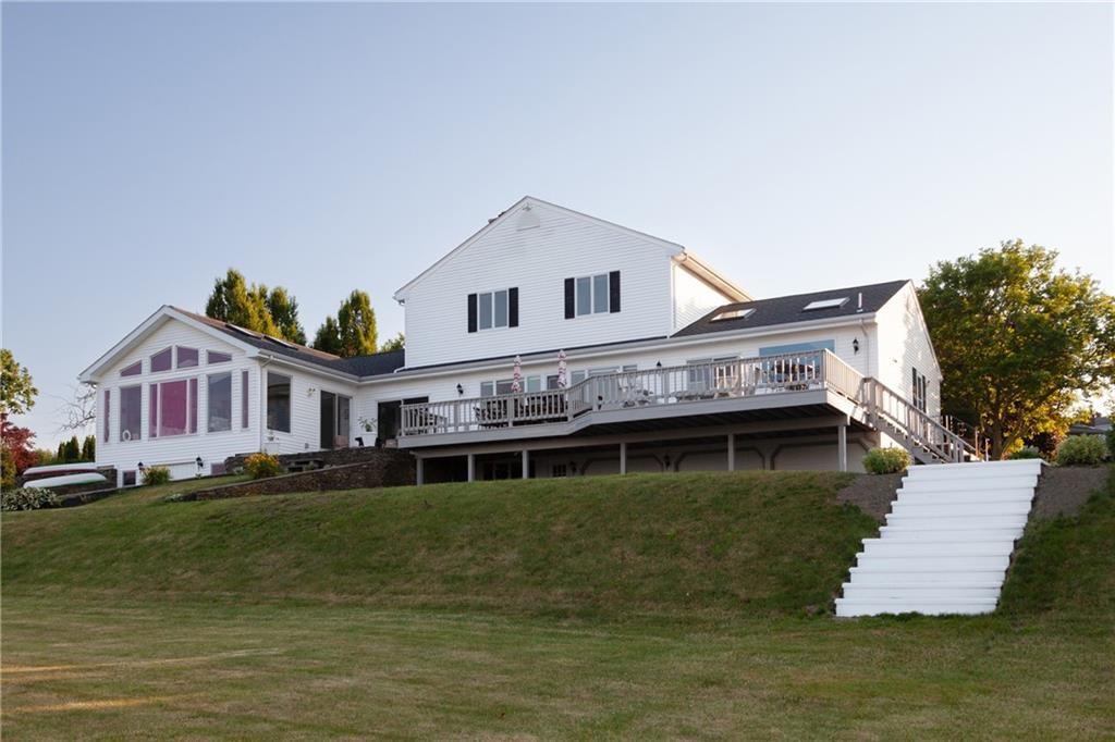 Portsmouth, Rhode Island, 02871, United States, 4 Bedrooms Bedrooms, ,5 BathroomsBathrooms,Residential,For Sale,1909701