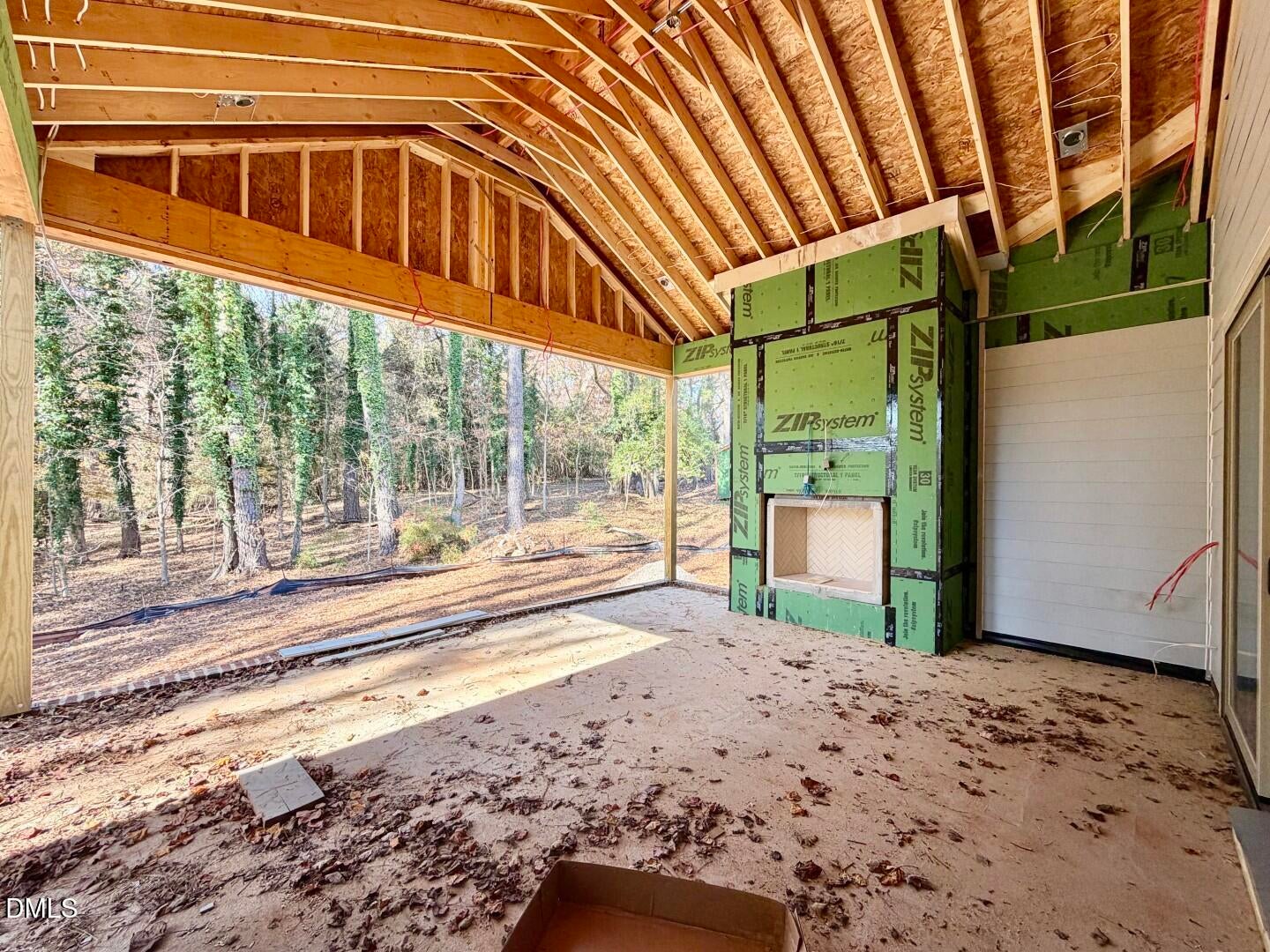 Raleigh, North Carolina, 27609, United States, 5 Bedrooms Bedrooms, ,7 BathroomsBathrooms,Residential,For Sale,1997478