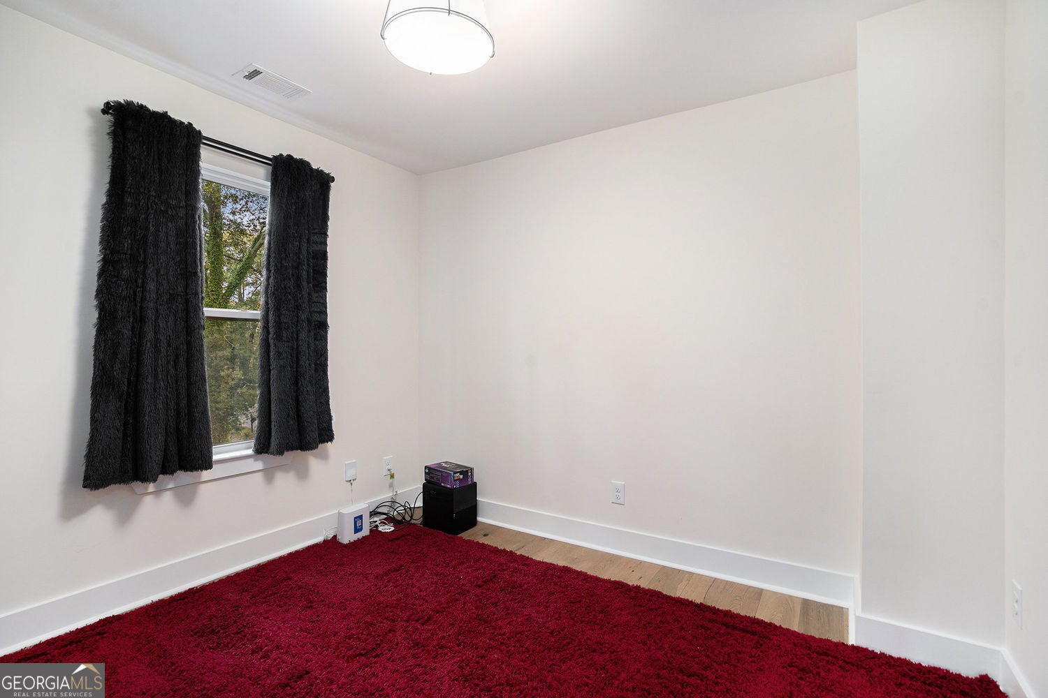 Marietta, Georgia, 30060, United States, 4 Bedrooms Bedrooms, ,4 BathroomsBathrooms,Residential,For Sale,1973518