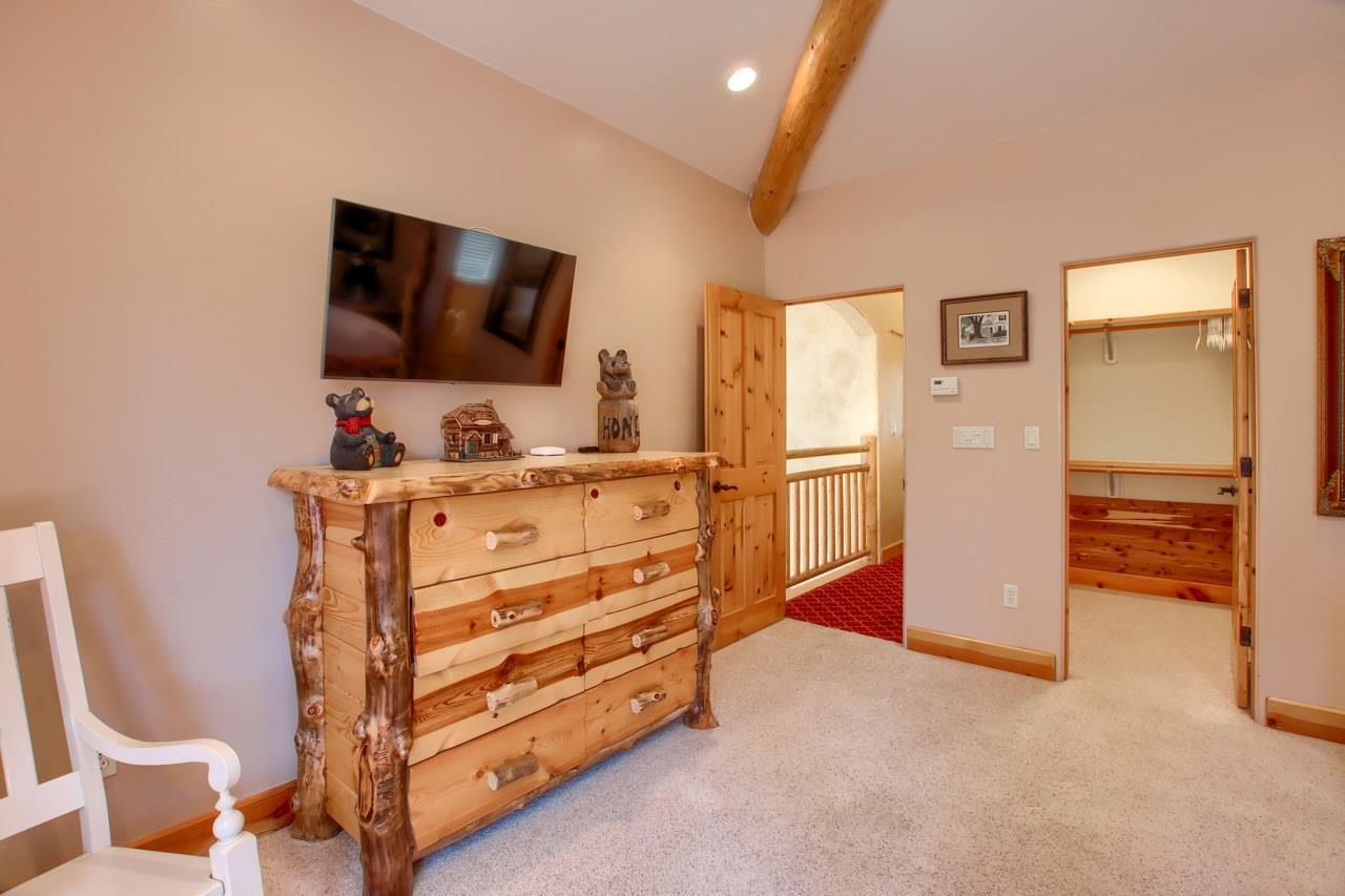 Bass Lake, California, 93604, United States, 3 Bedrooms Bedrooms, ,3 BathroomsBathrooms,Residential,For Sale,1975470