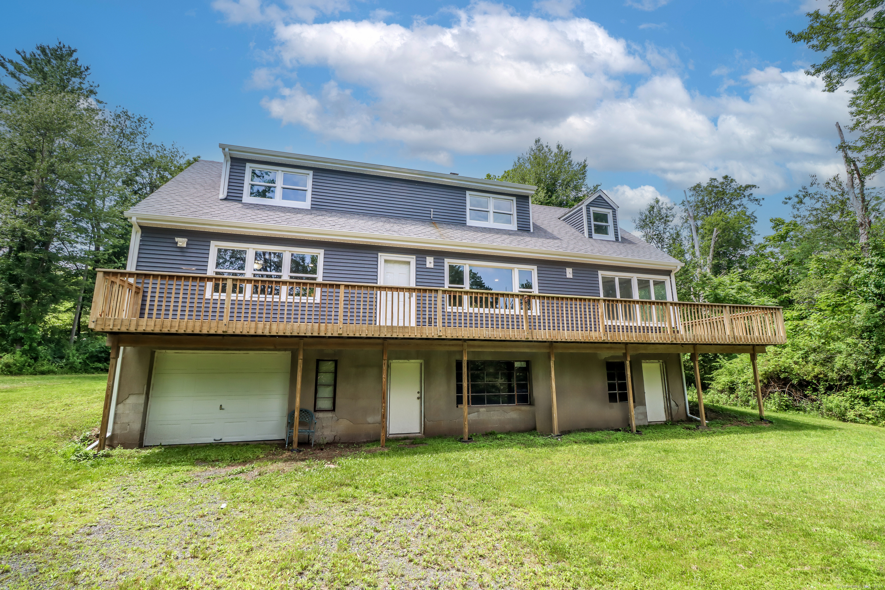 Redding, Connecticut, 06896, United States, 5 Bedrooms Bedrooms, ,3 BathroomsBathrooms,Residential,For Sale,1875500