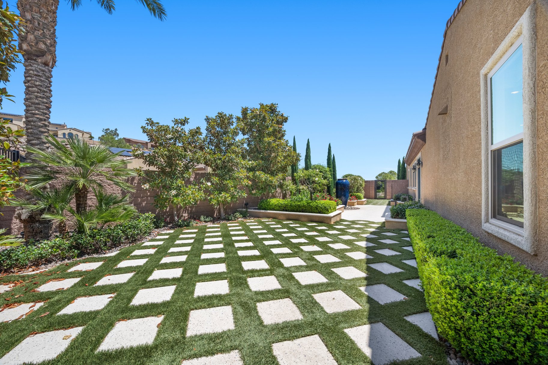  DESIGNER DREAM OASIS IN GATED LAKE LAS VEGAS, FURNISHED TURN-KEY - 物件實景