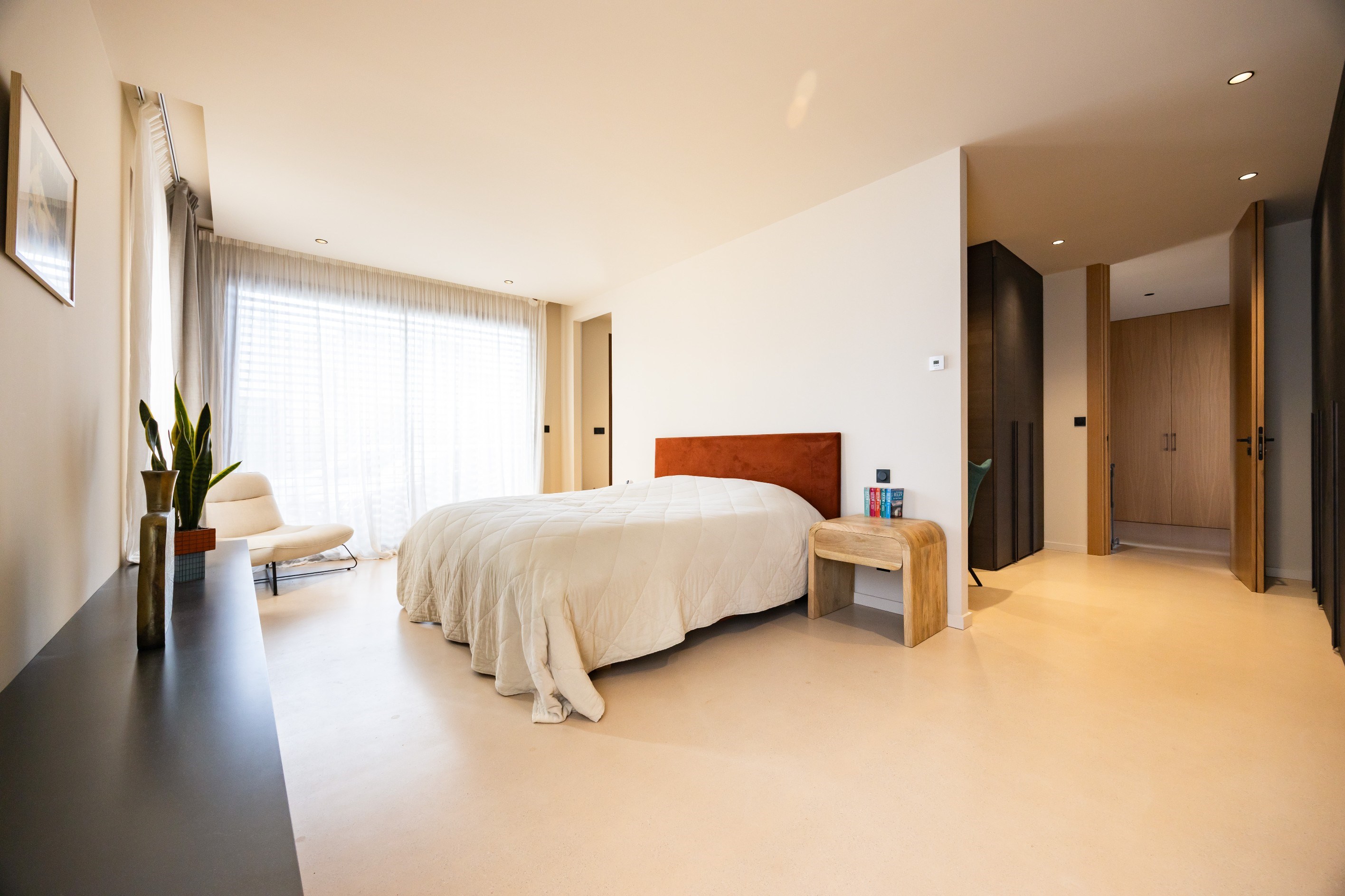  Contemporary single-storey villa with swimming pool in a natural setting - 物件實景